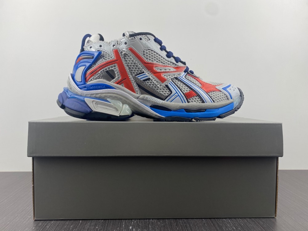 Ba*len*cia*ga runner sneakers