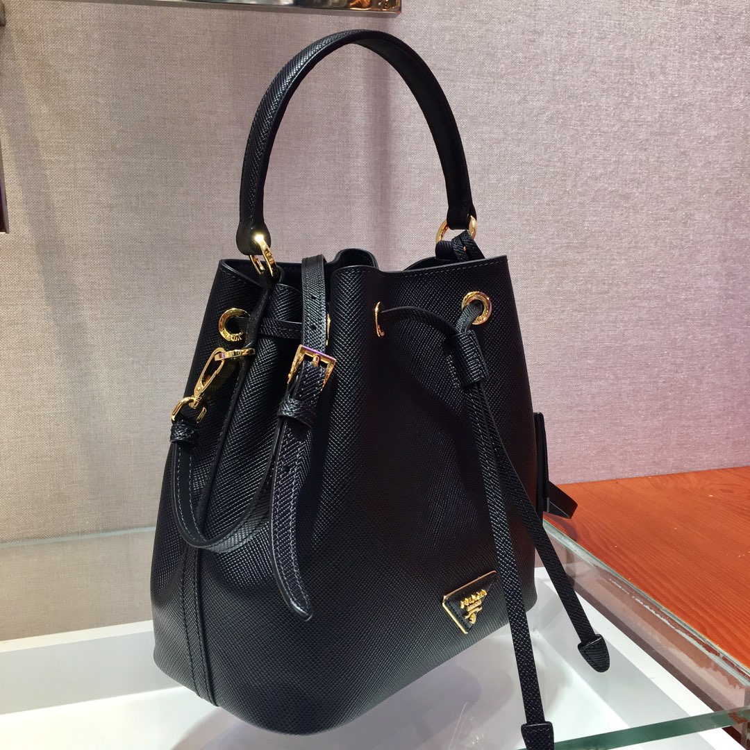 Pra*a backpack 1bh038-18x23x12cm