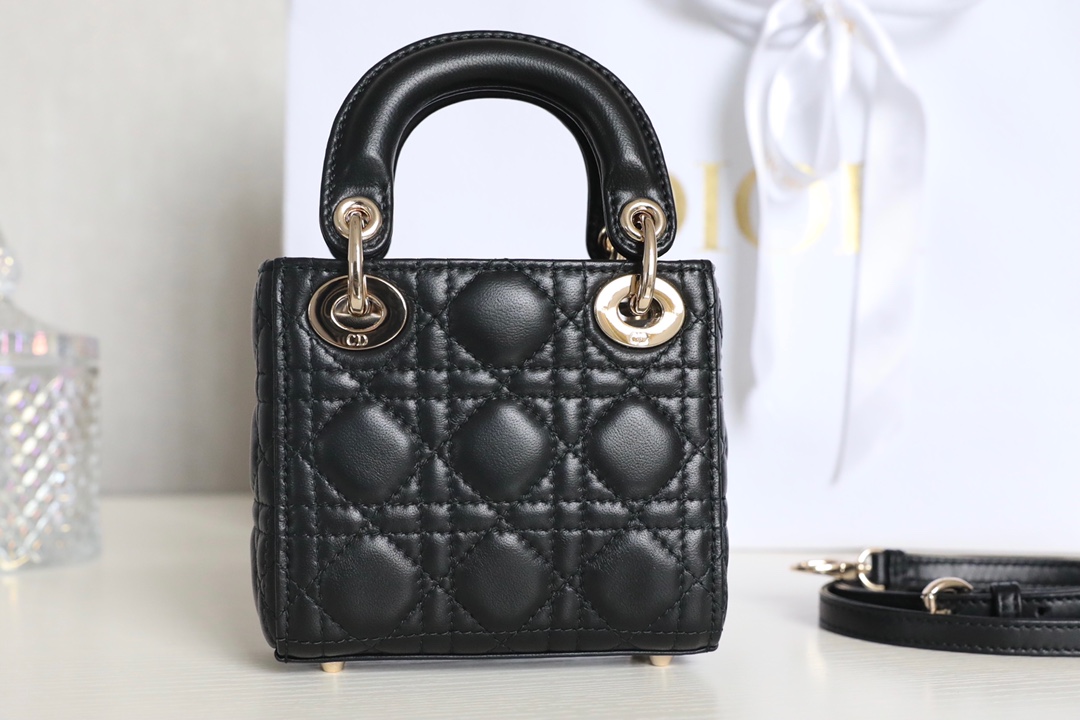 lady D*or micro-12*10*5cm