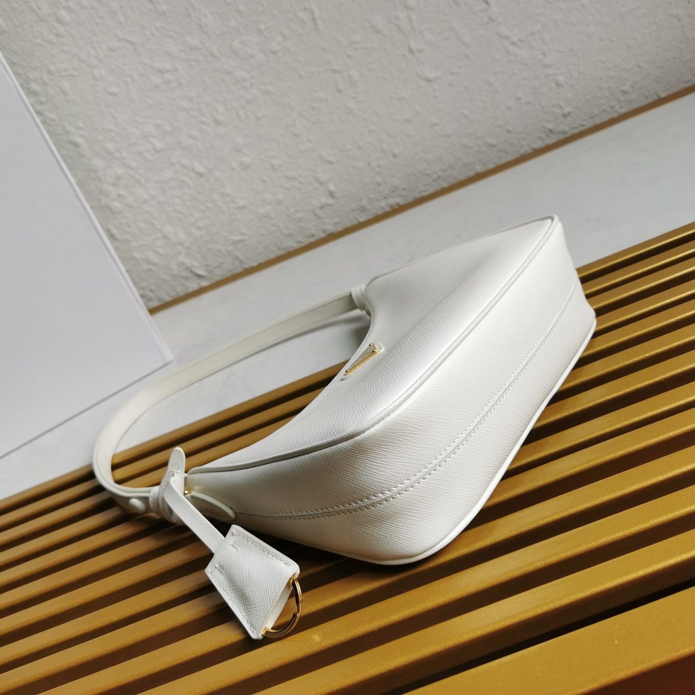 Pra*a re-edition 2002 bag-1bc204-22*18*6cm