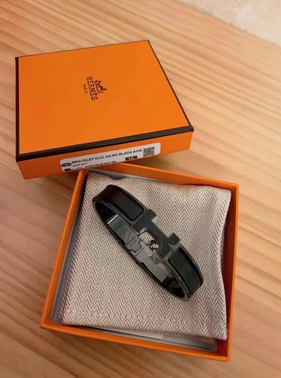 H**mes bracelet