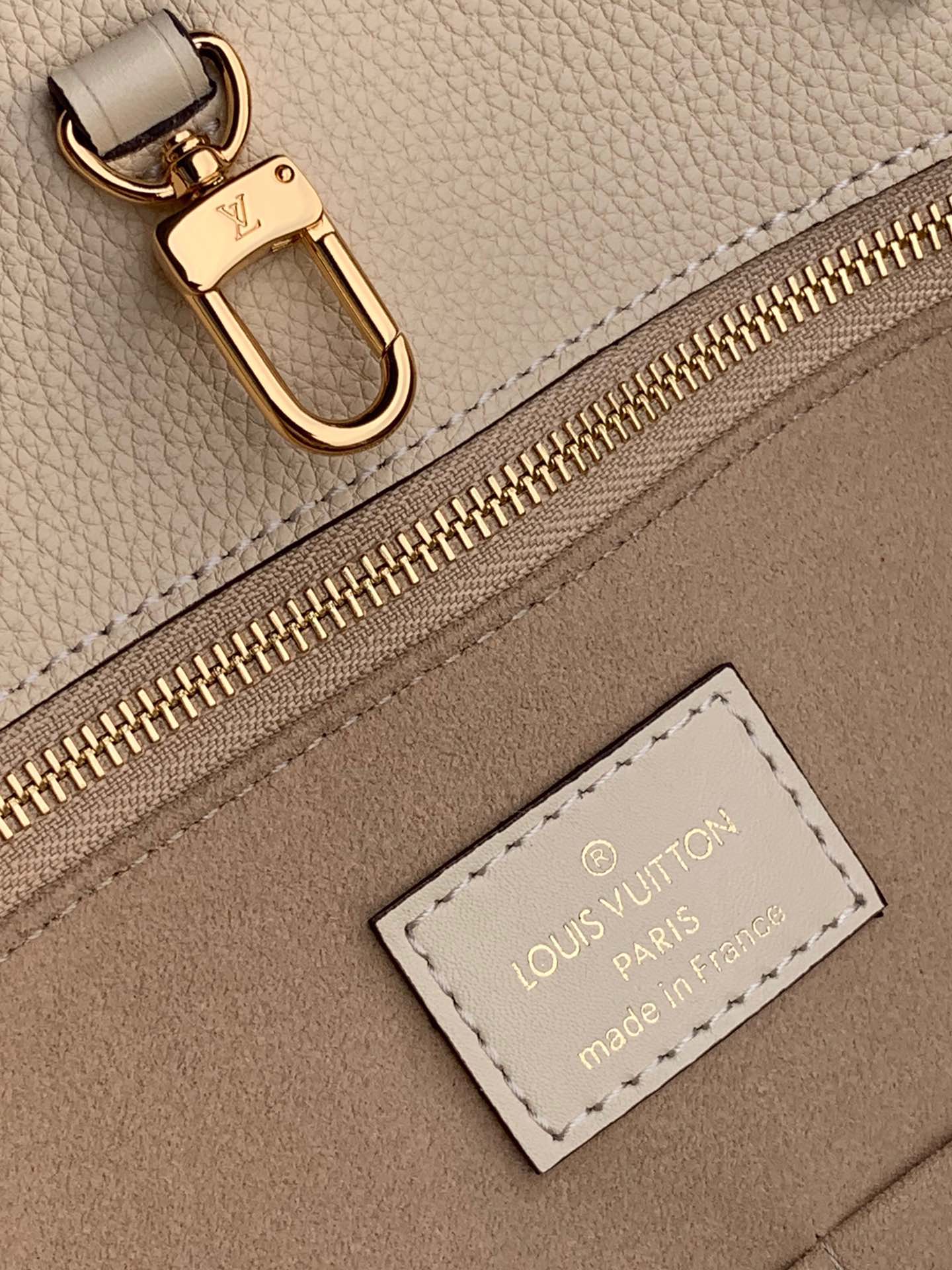 l0*is V*t0n small onthego handbag-35*28*15cm