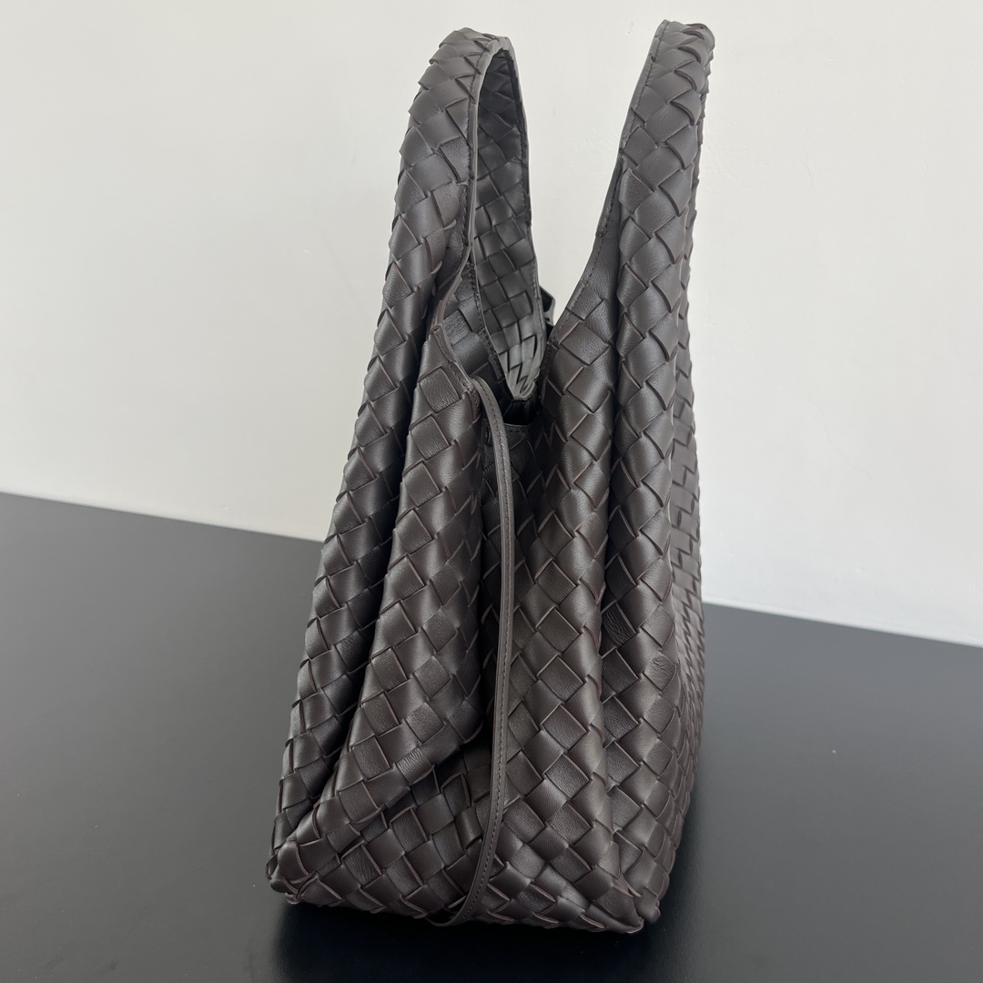 b0tt*ga Ven*ta campana bag-39x25x18.5cm