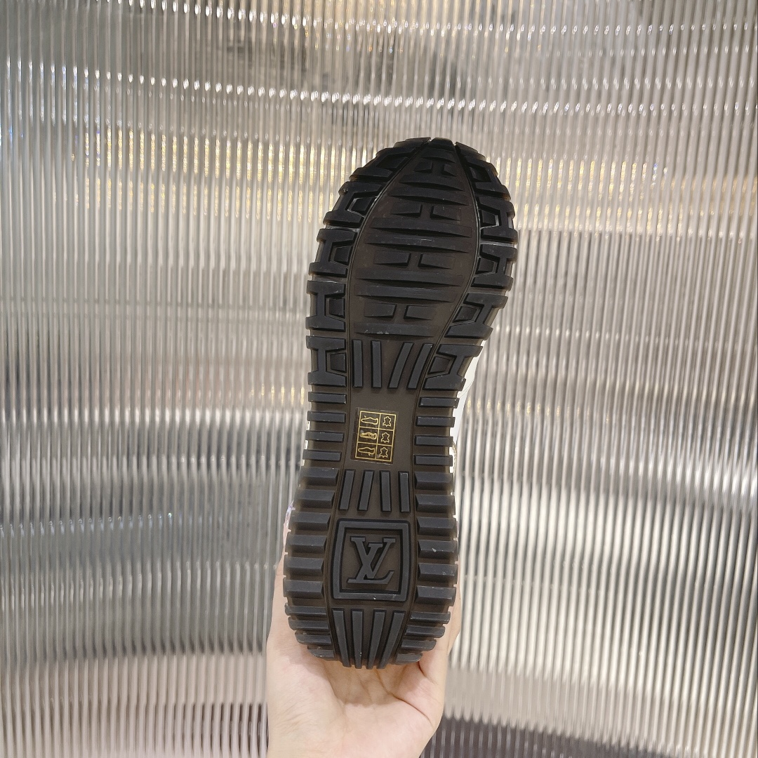 l0*is V*t0n sneakers(eu35-eu41)