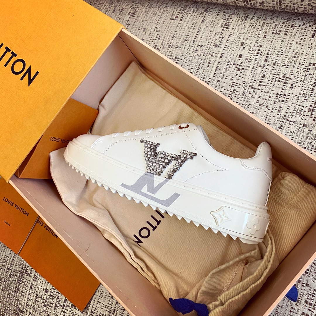 l0*is V*t0n sneakers(eu35-eu41)