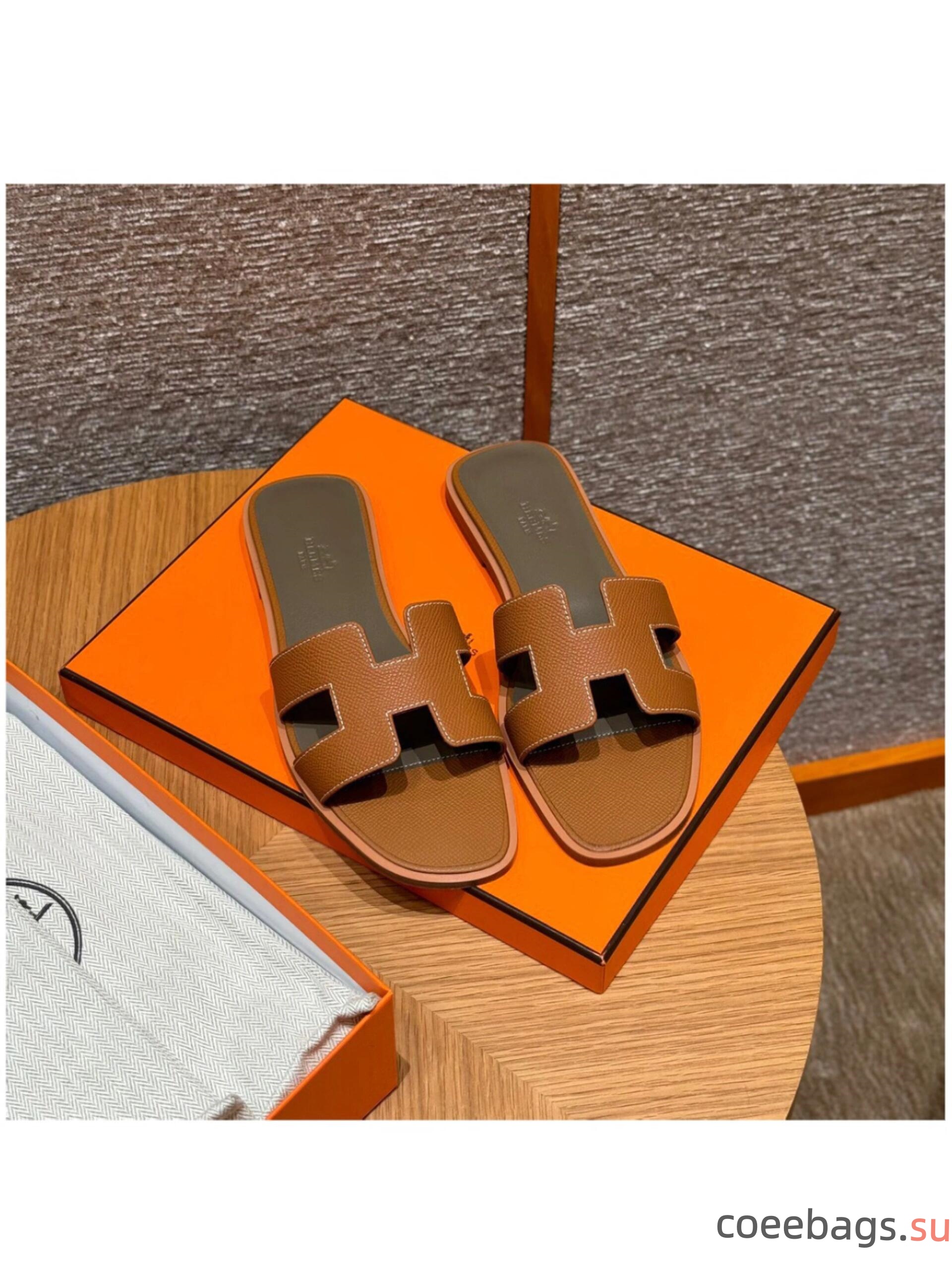 H**me5 Slippers In Caviar Leather