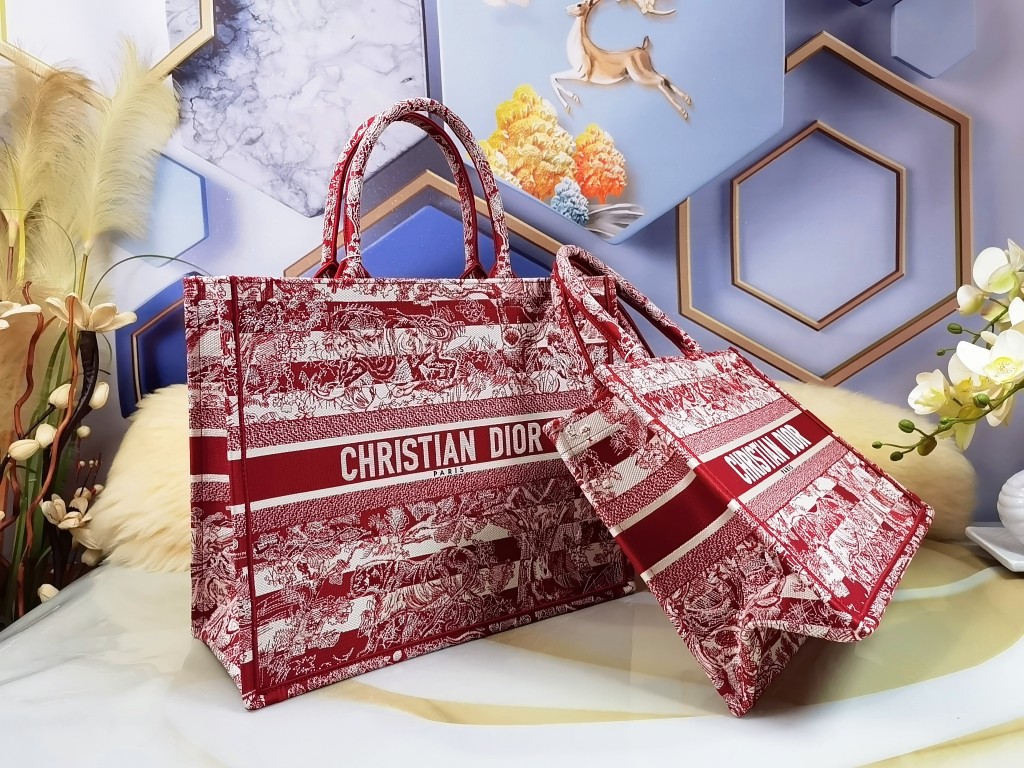 D*or book tote