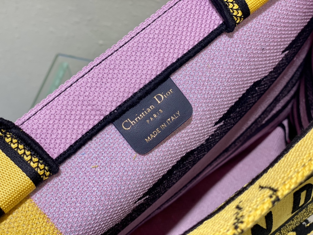 D*or small book tote-36.5cm