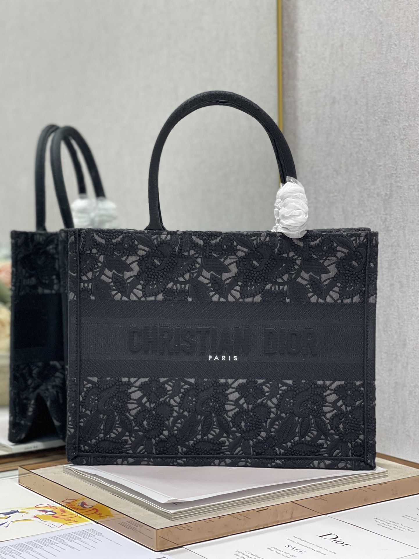 D*or small book tote-36*28cm