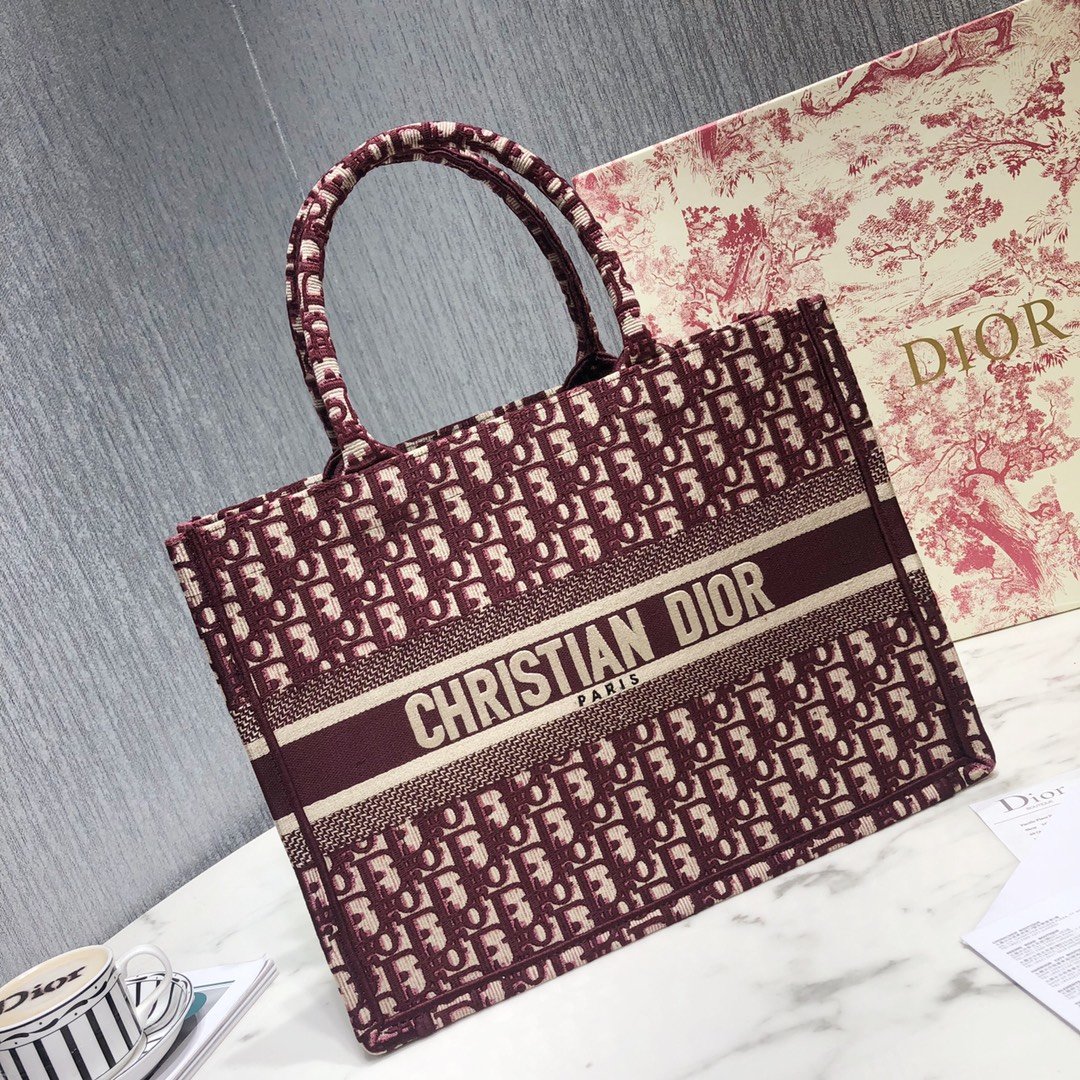 D*or small book tote-36.5cm