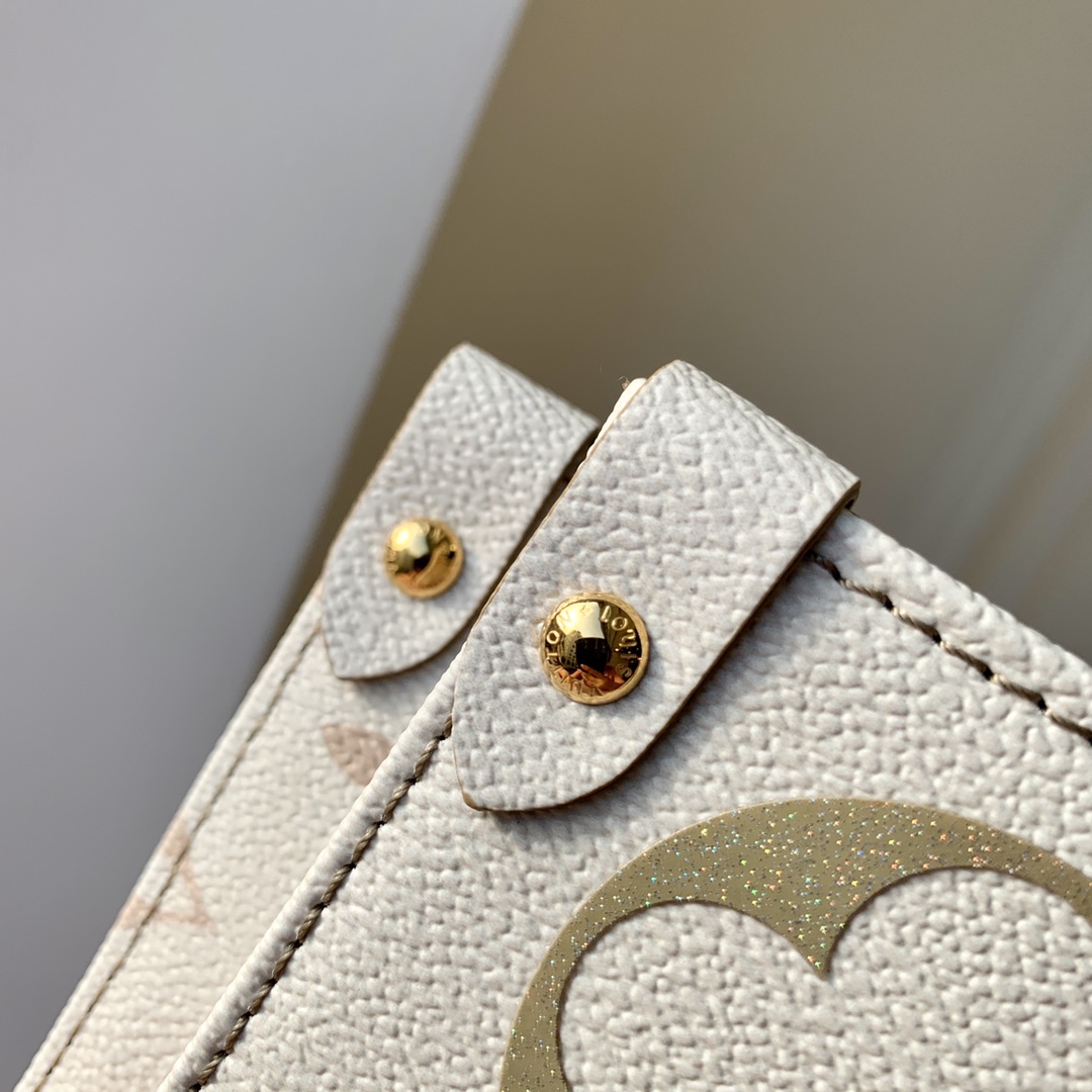 l0*is V*t0n onthego handbag-25*19*11.5 cm