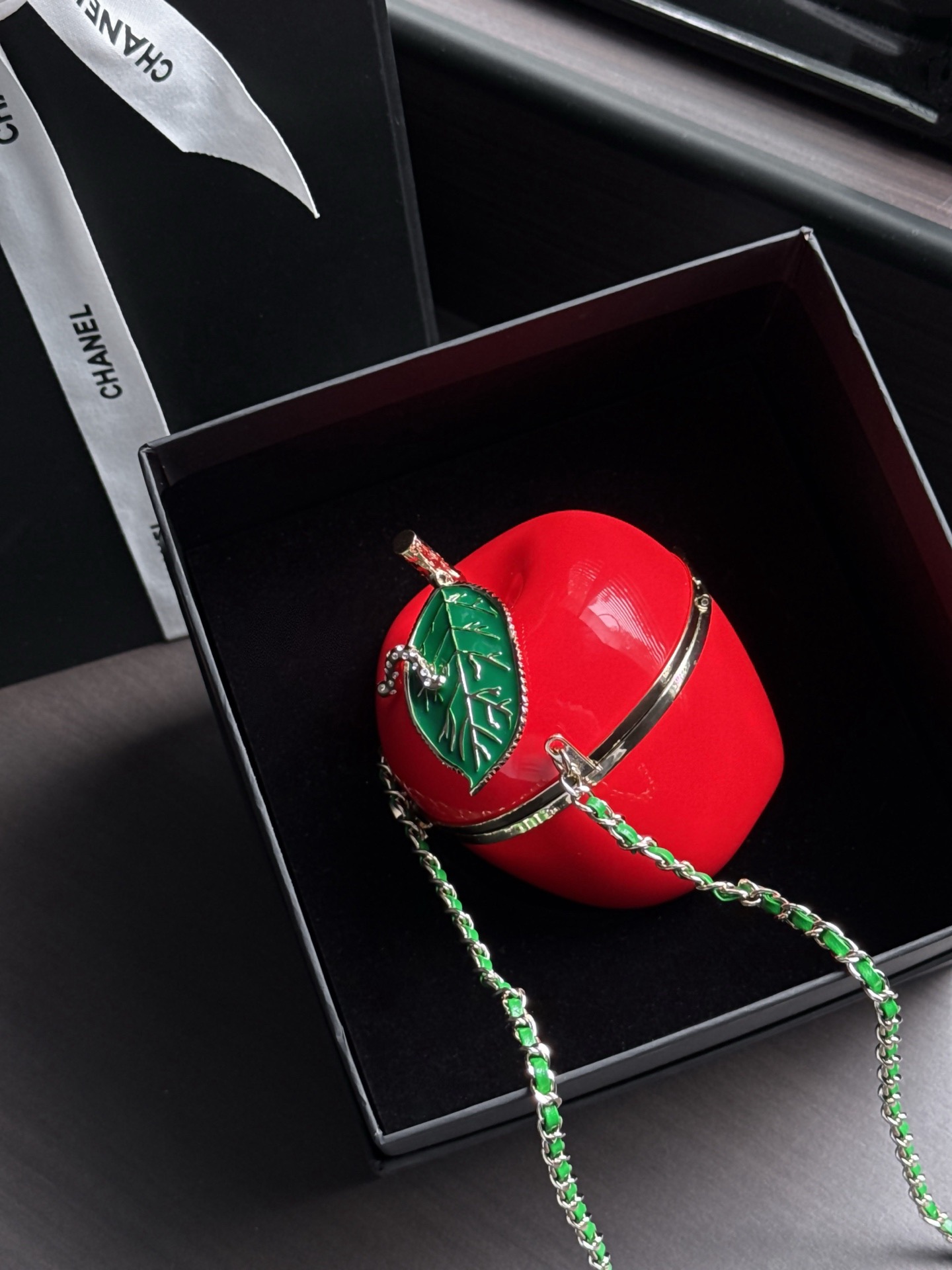 Ch@nel Apple Minaudiere, Laquered Metal, Enamel & Gold-Tone-16*10*10M