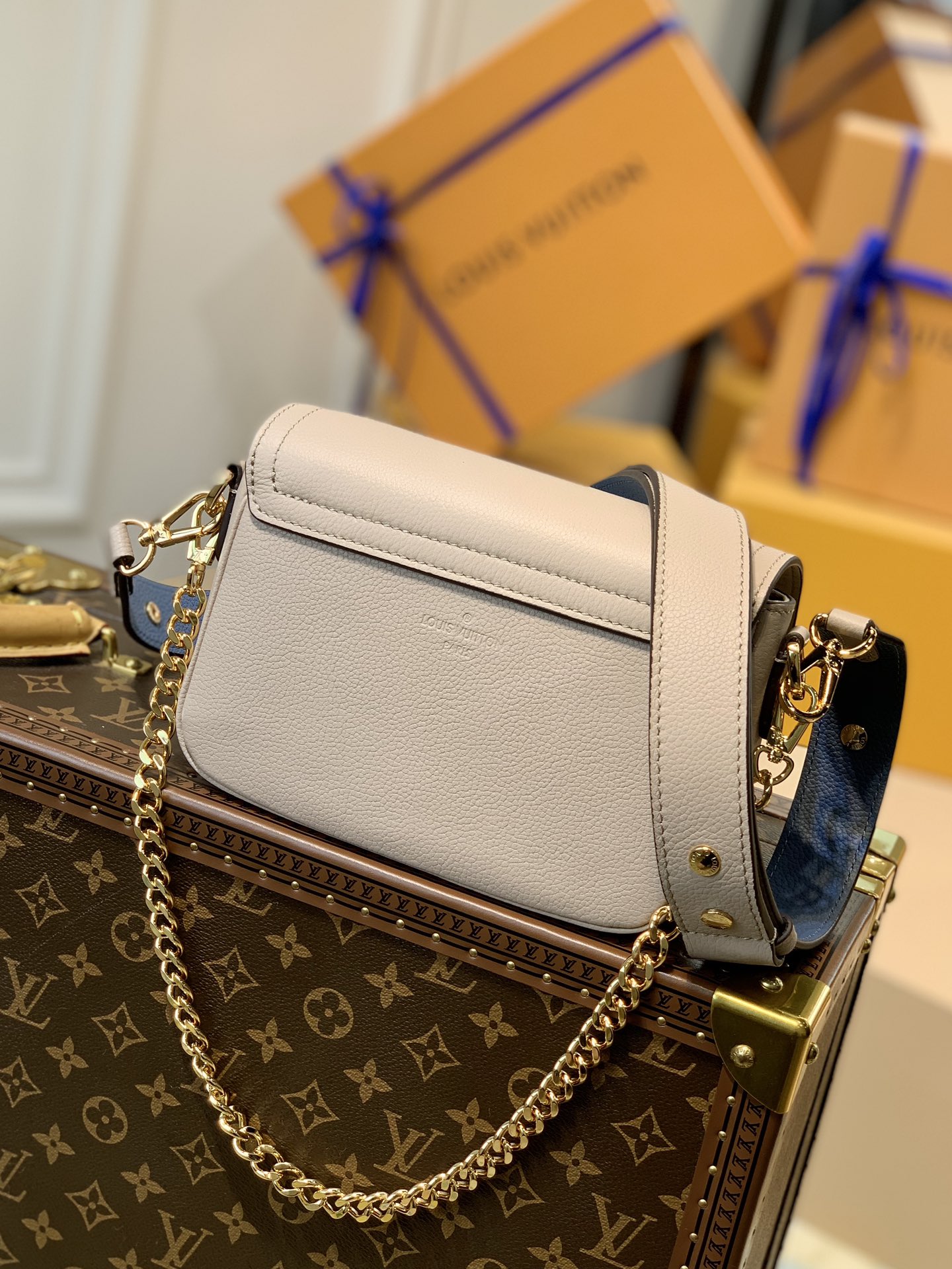 l0*is V*t0n lockme tender handbags pm- m58554-19*13*8cm