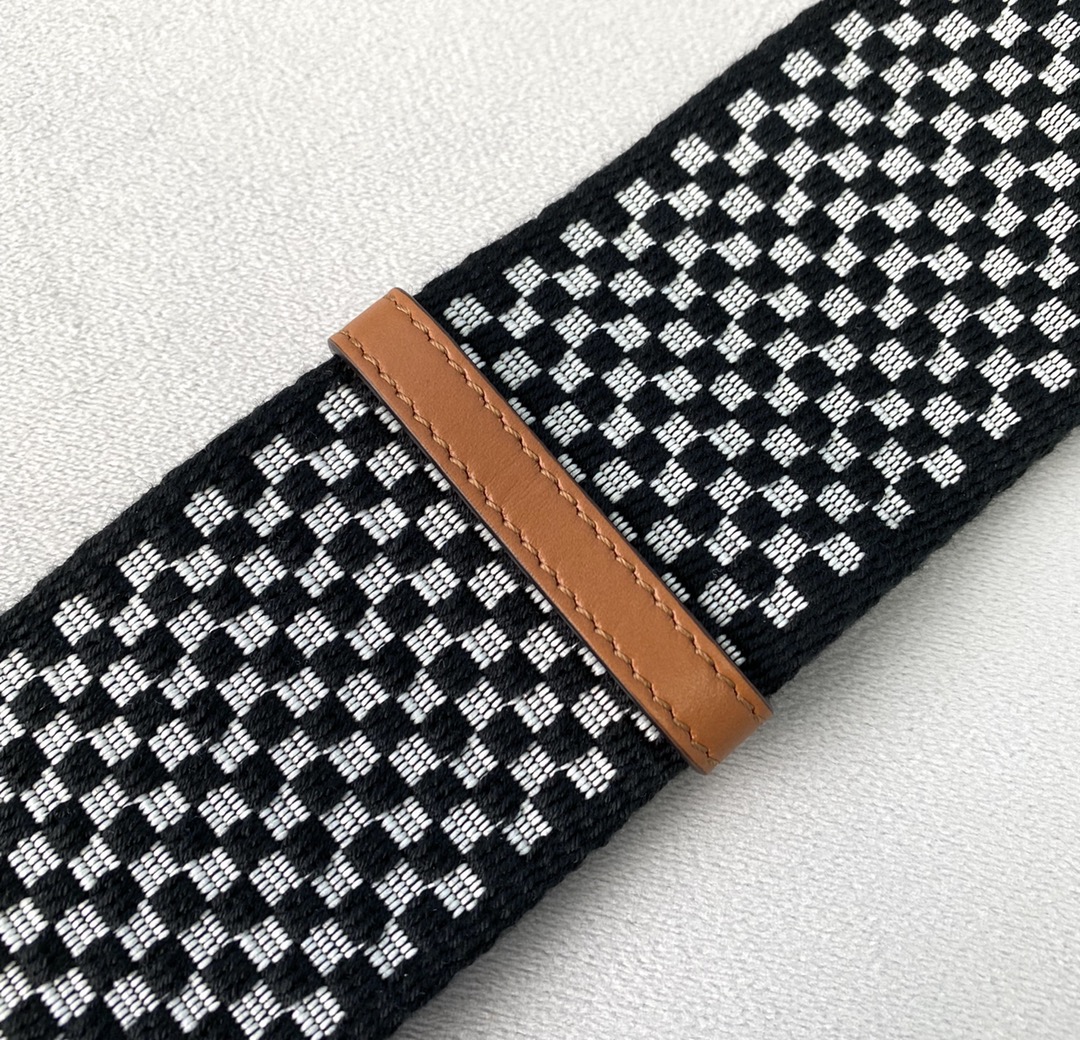 F**di straps-120cm