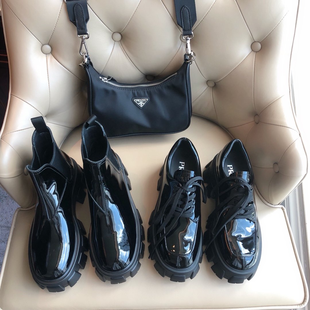 Pra*a 2020ss boots