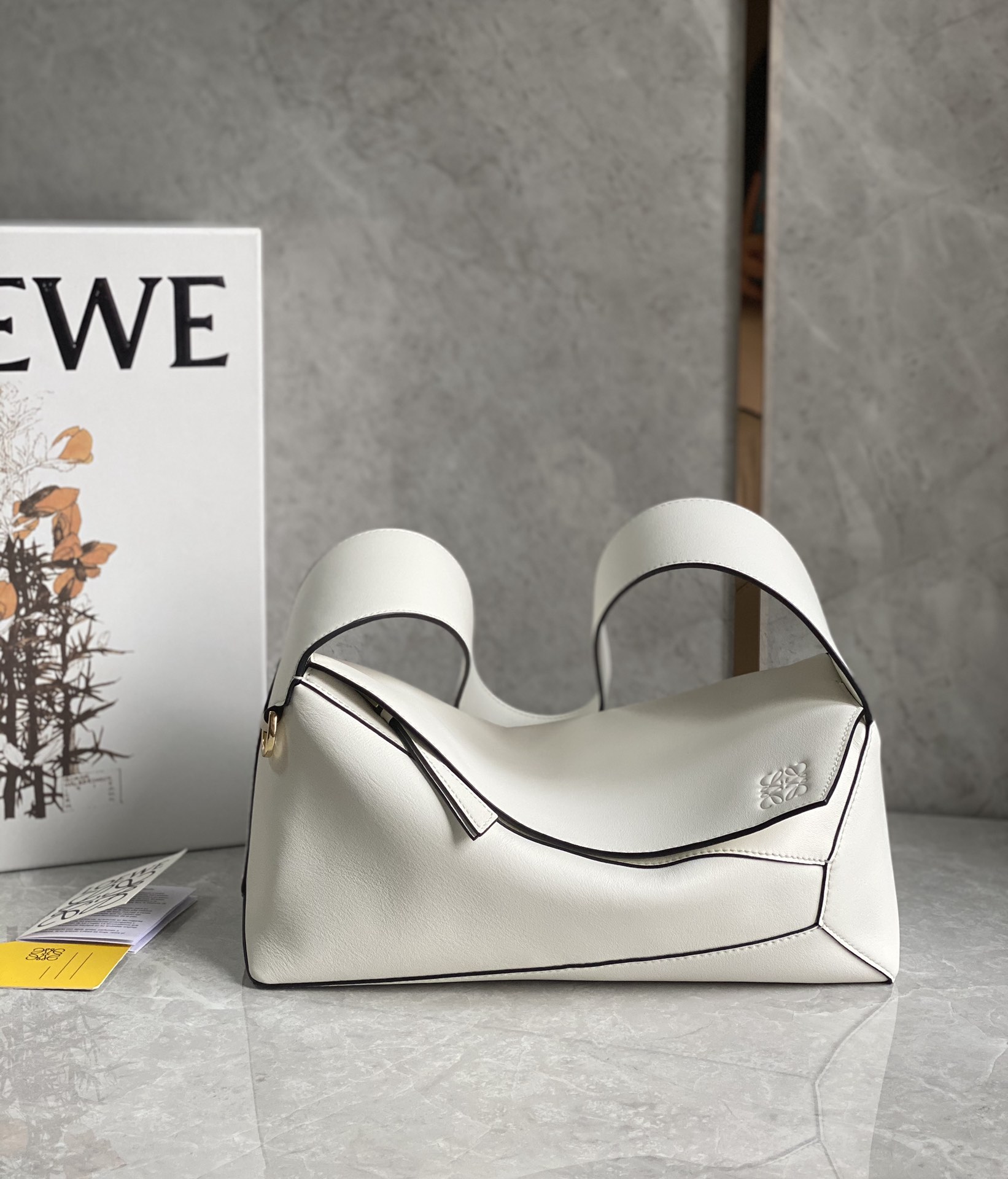 L0ew* puzzle medium bag-29*18*12cm