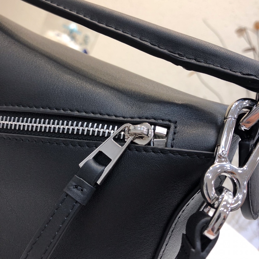 L0ew* puzzle small bag-24*10*14cm