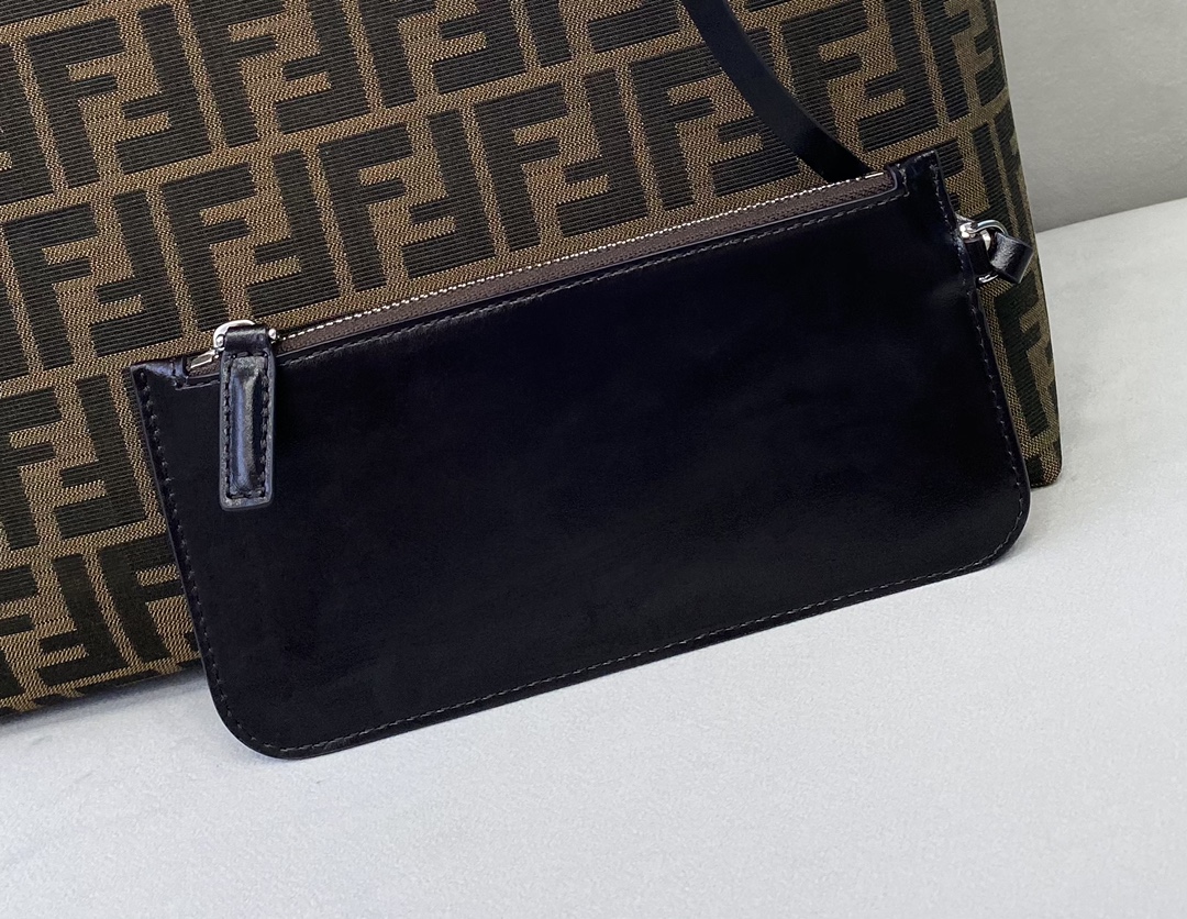 F**di vintage handbags-34×13×27cm