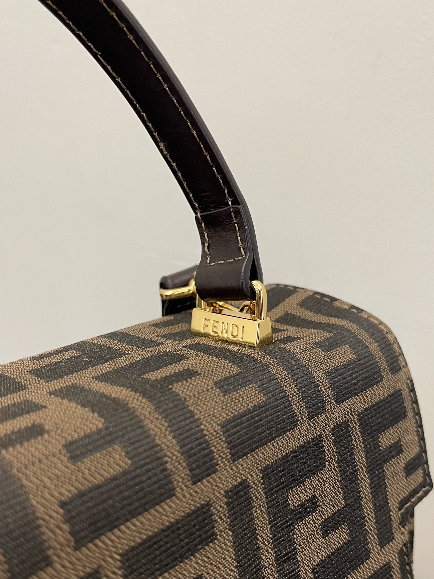 F**di vintage handbags-29x22x11cm