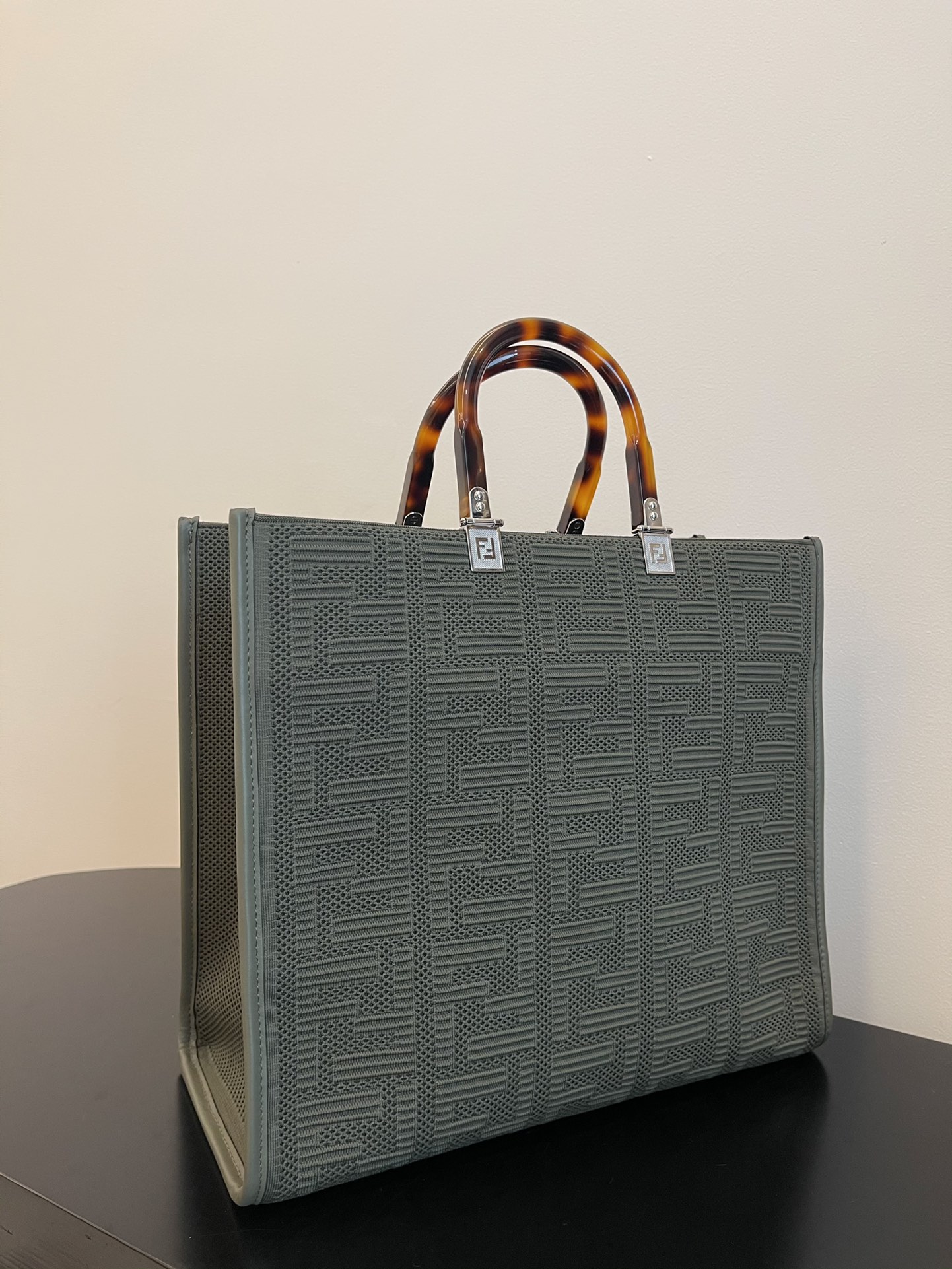 F**di tote-36*17*31cm