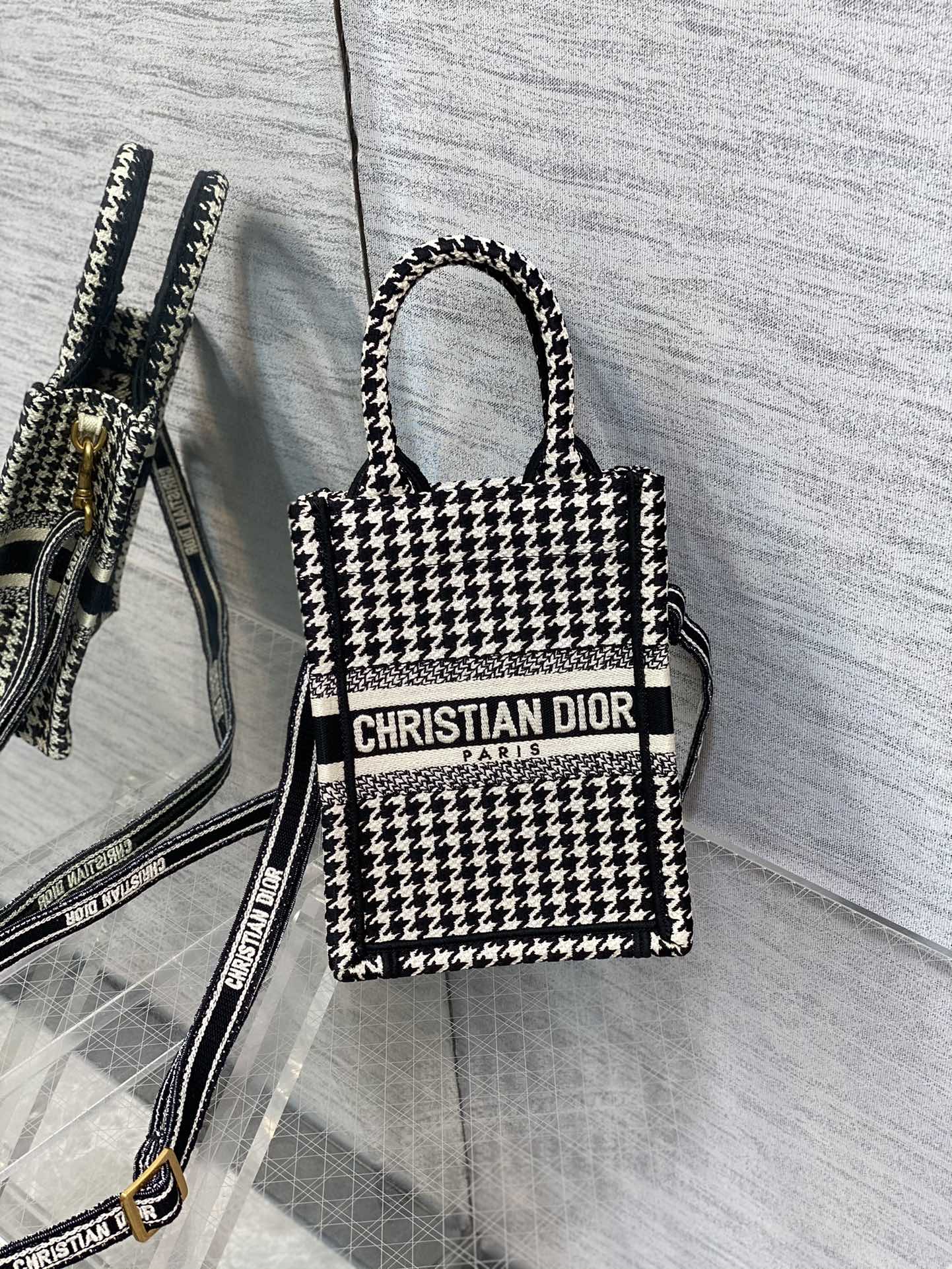 D*or mini book tote-13.5*5*18cm