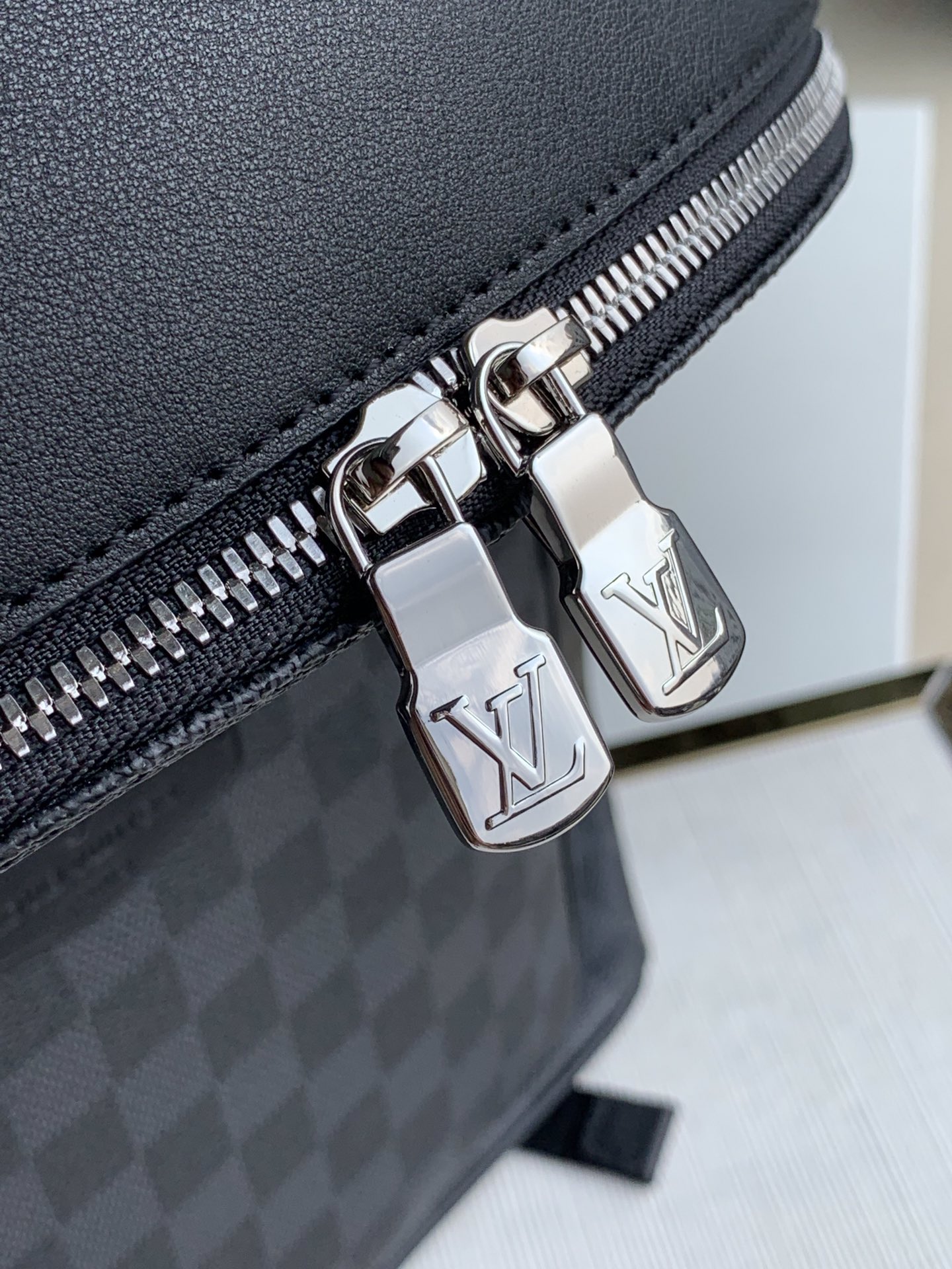 l0*is V*t0n josh backpack-32*40*13cm