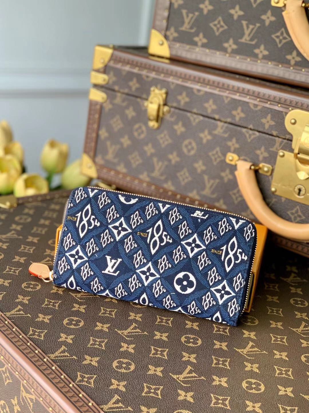 l0*is V*t0n since 1854 zippy wallet m69994-19*10*2cm