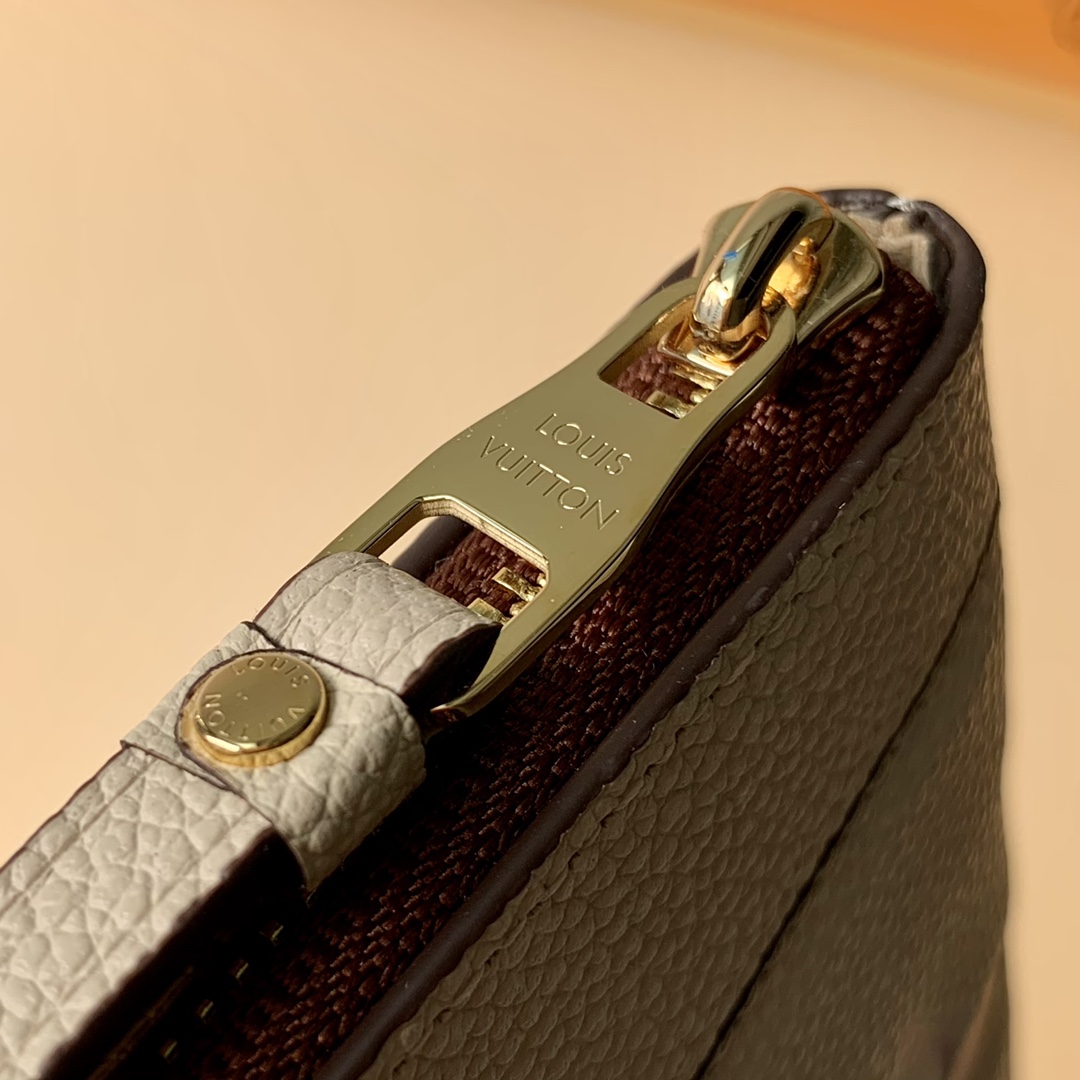 l0*is V*t0n pouch-29.5*21*1 cm