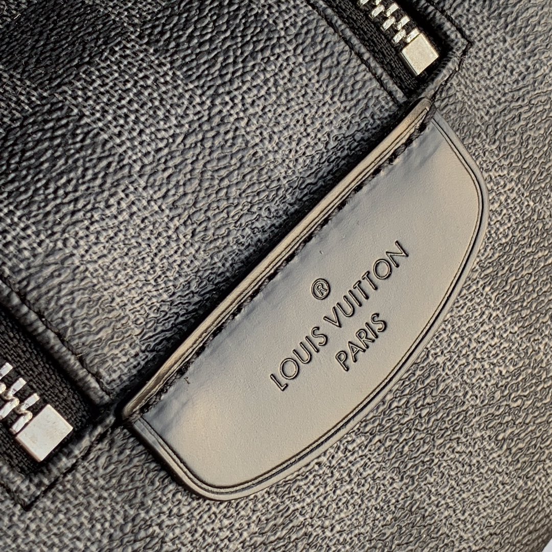 l0*is V*t0n cosmetic bag-m47528-28*16*13cm