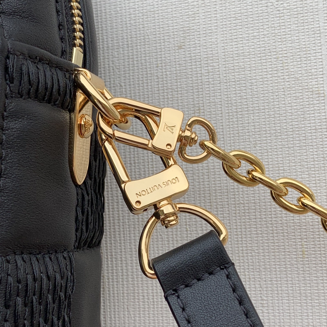 l0*is V*t0n trica bag-25.5*17*7 cm