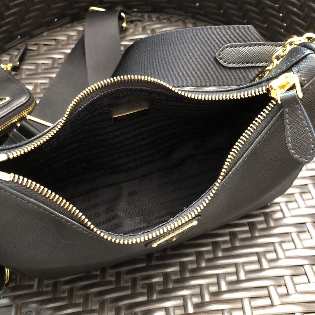 Pra*a hobo bag-bh204 -23*17*6.5cm