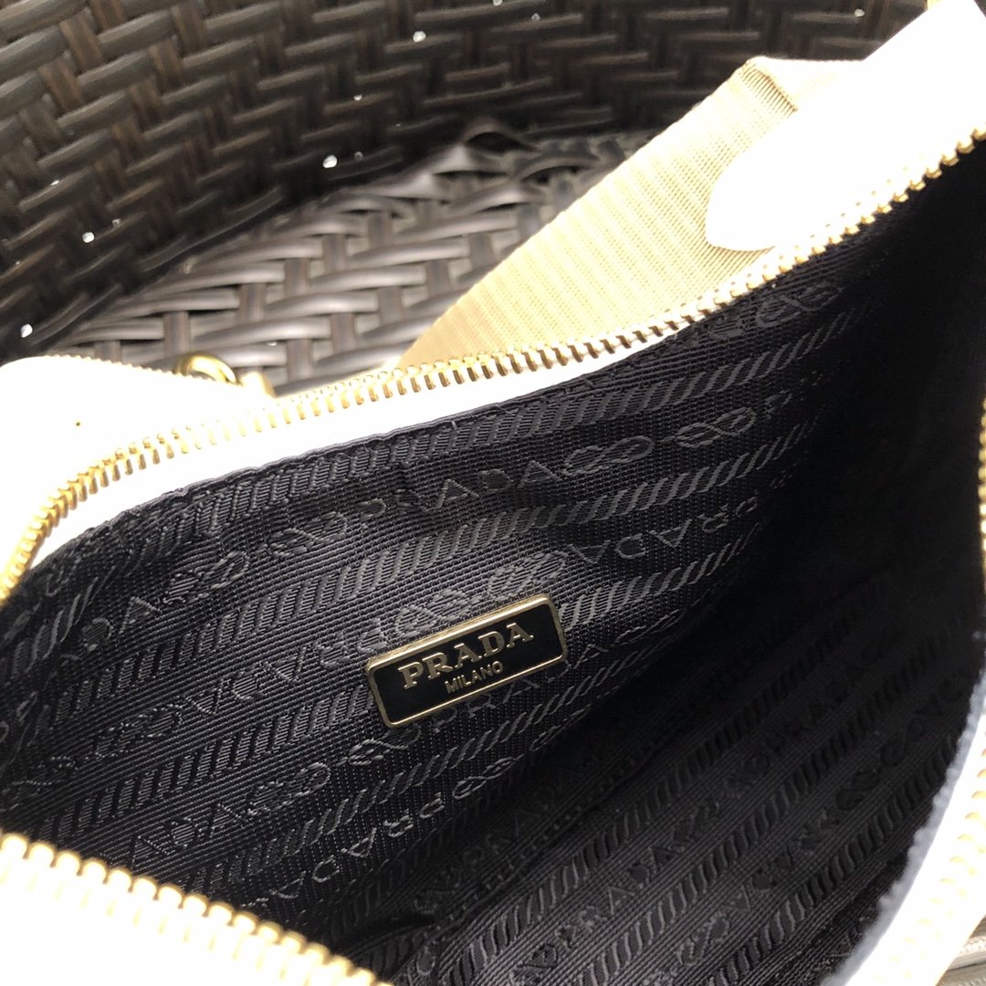 Pra*a nylon hobo bag-bh204 -23*17*6.5cm