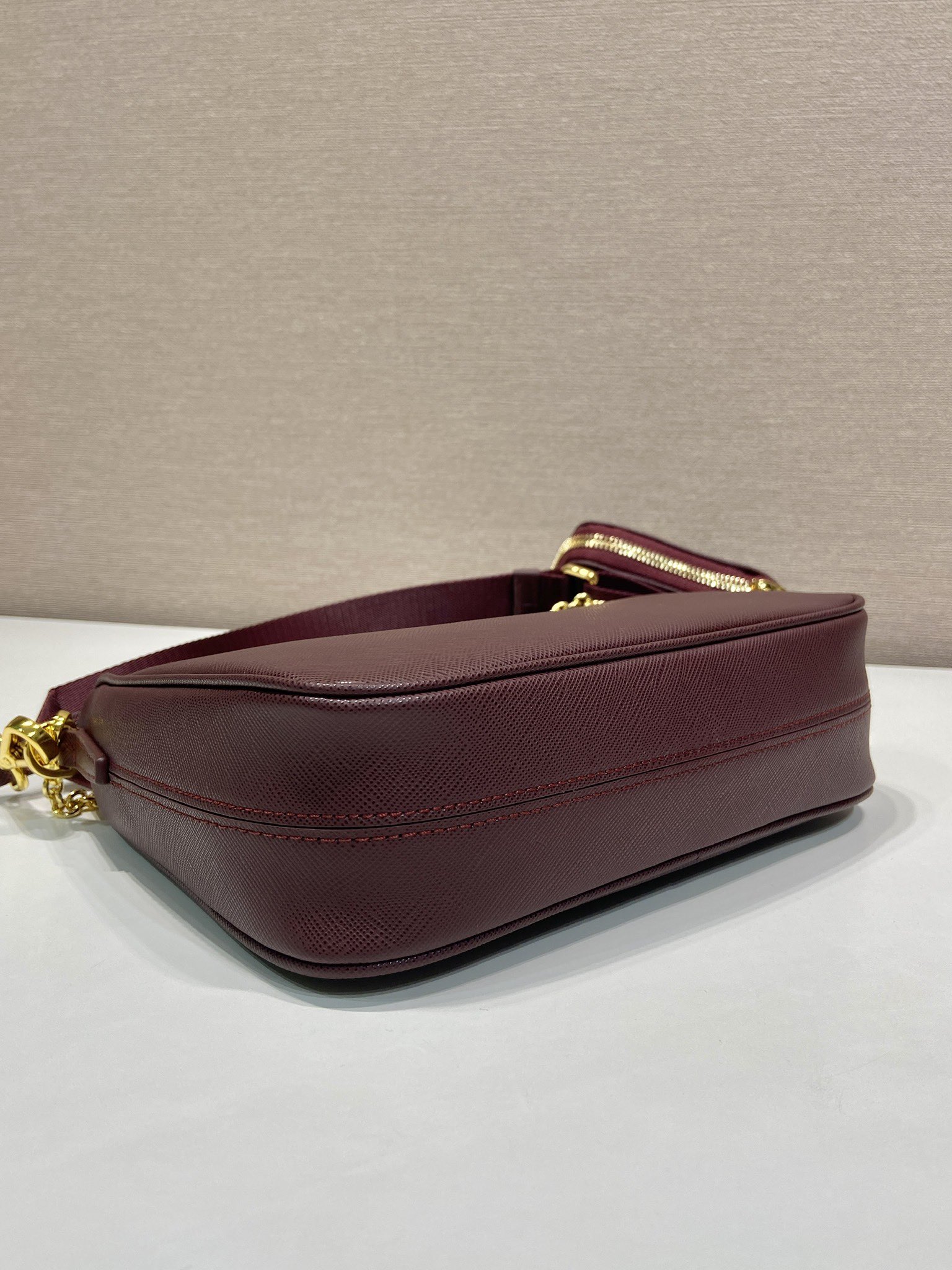 Pra*a nylon hobo bag-1bh204-22*12*6cm