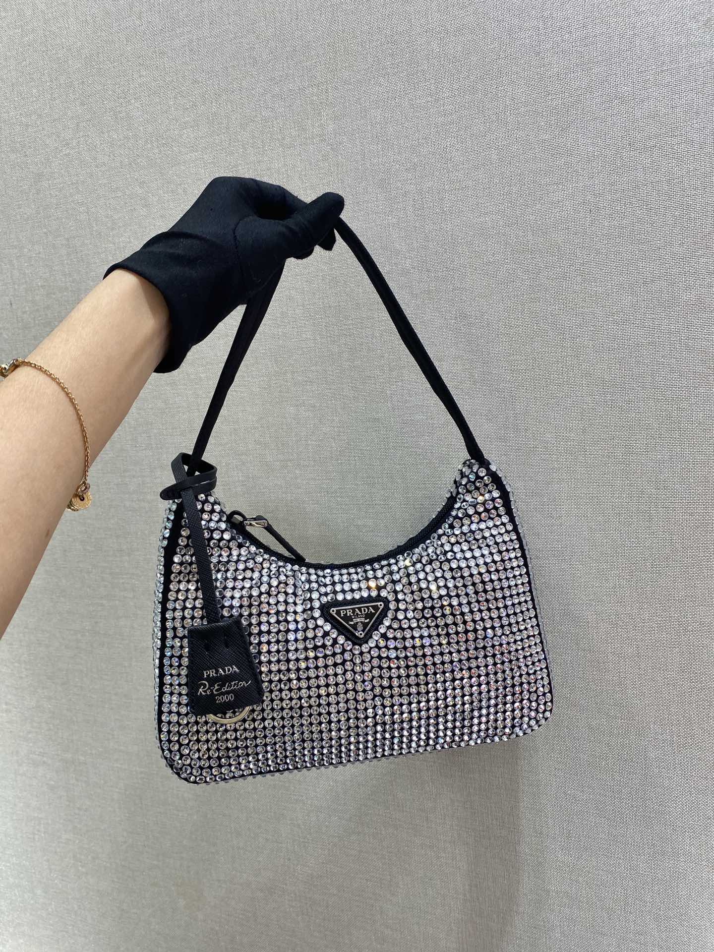 Pra*a nylon 1ne515 hobo bag-23*14*5cm