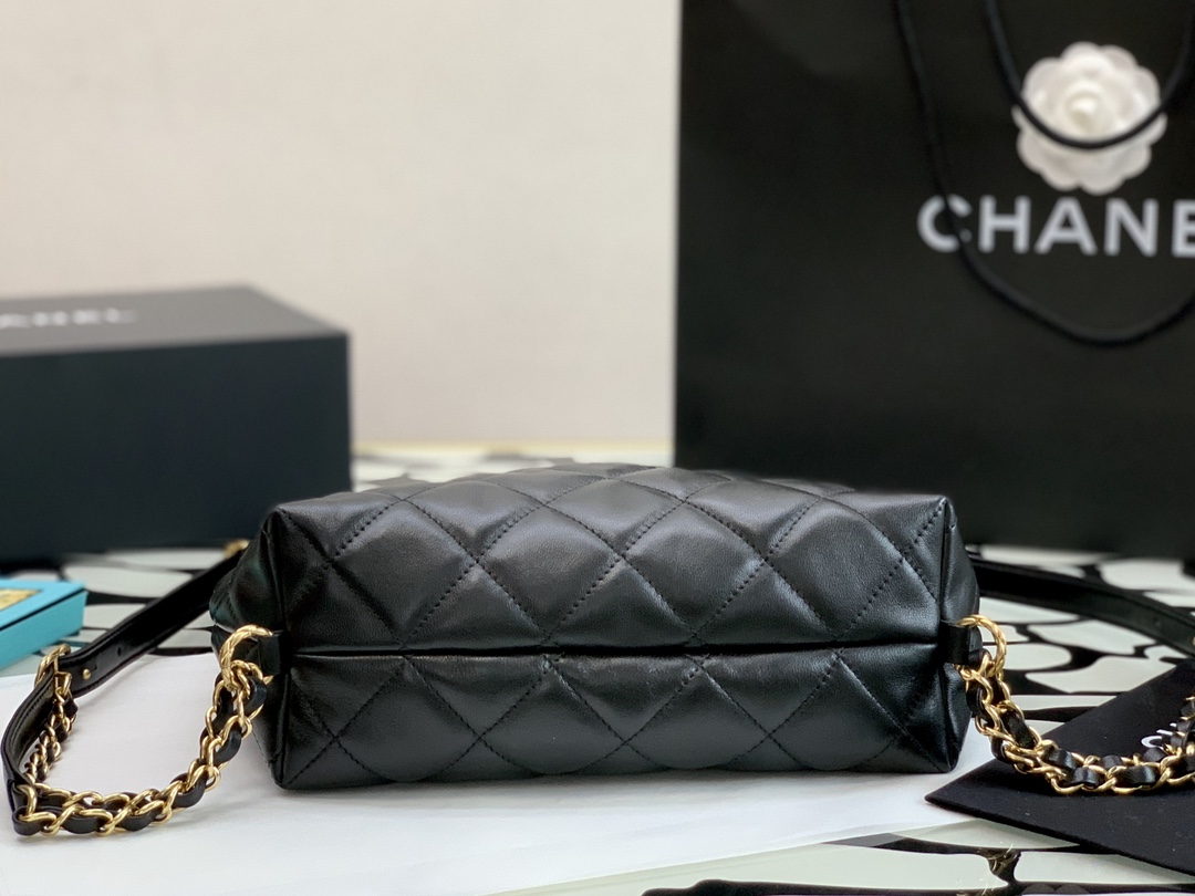 Ch@nel Armpit Bag