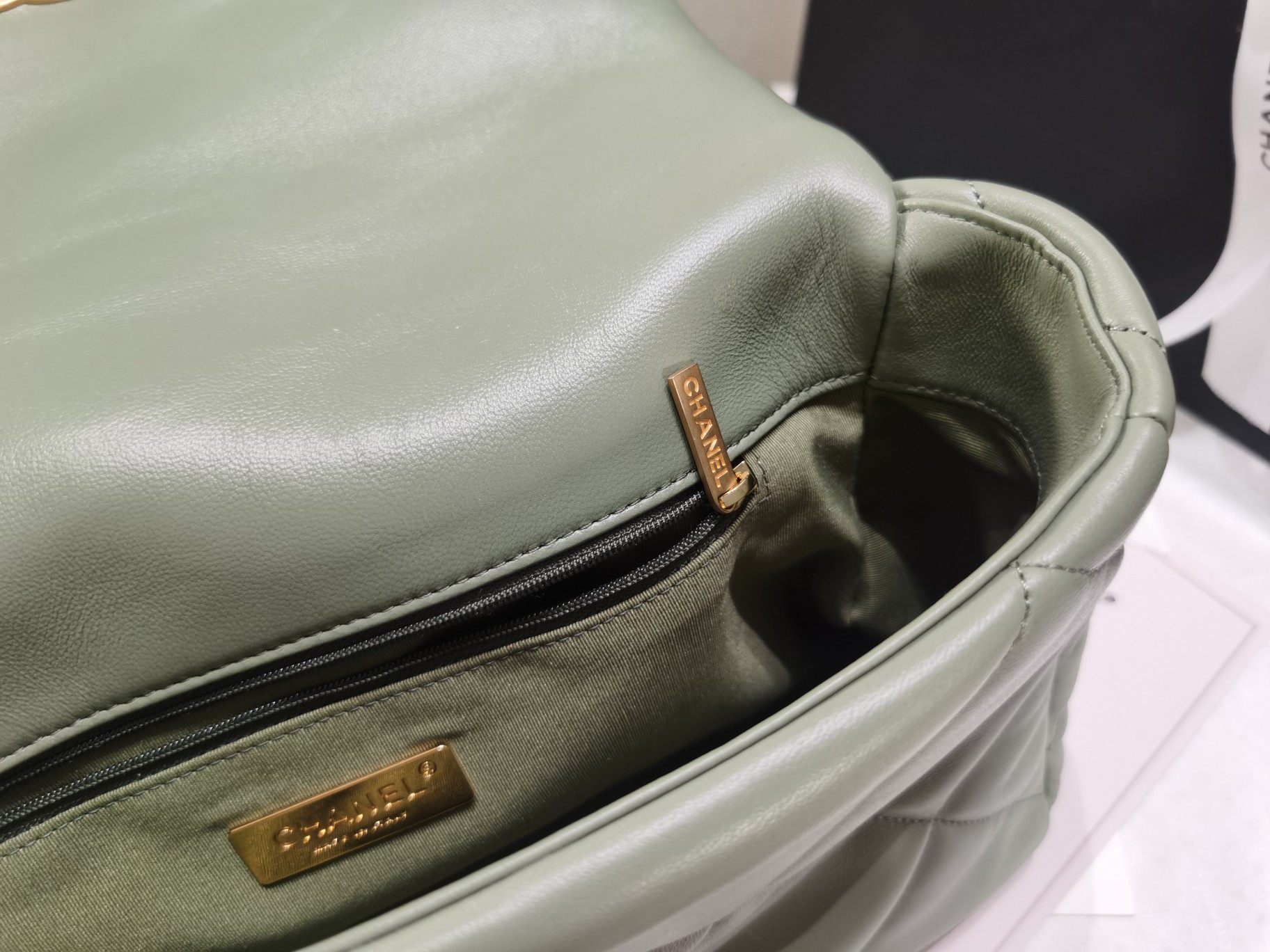 Ch@nel 19 Flap Bag-26&30CM