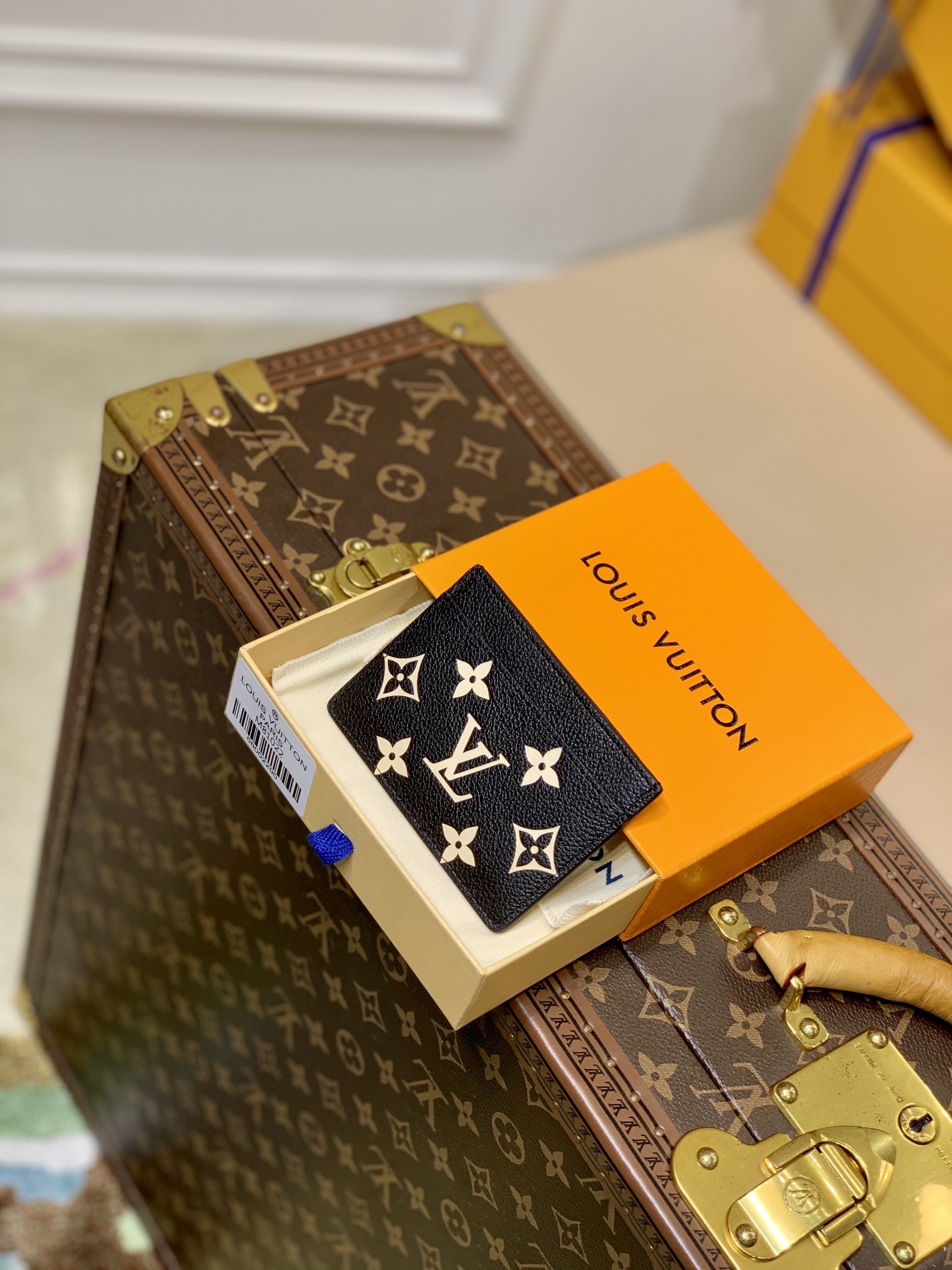 l0*is V*t0n card holder m81022-11.0 x 7.5 x 0.4cm