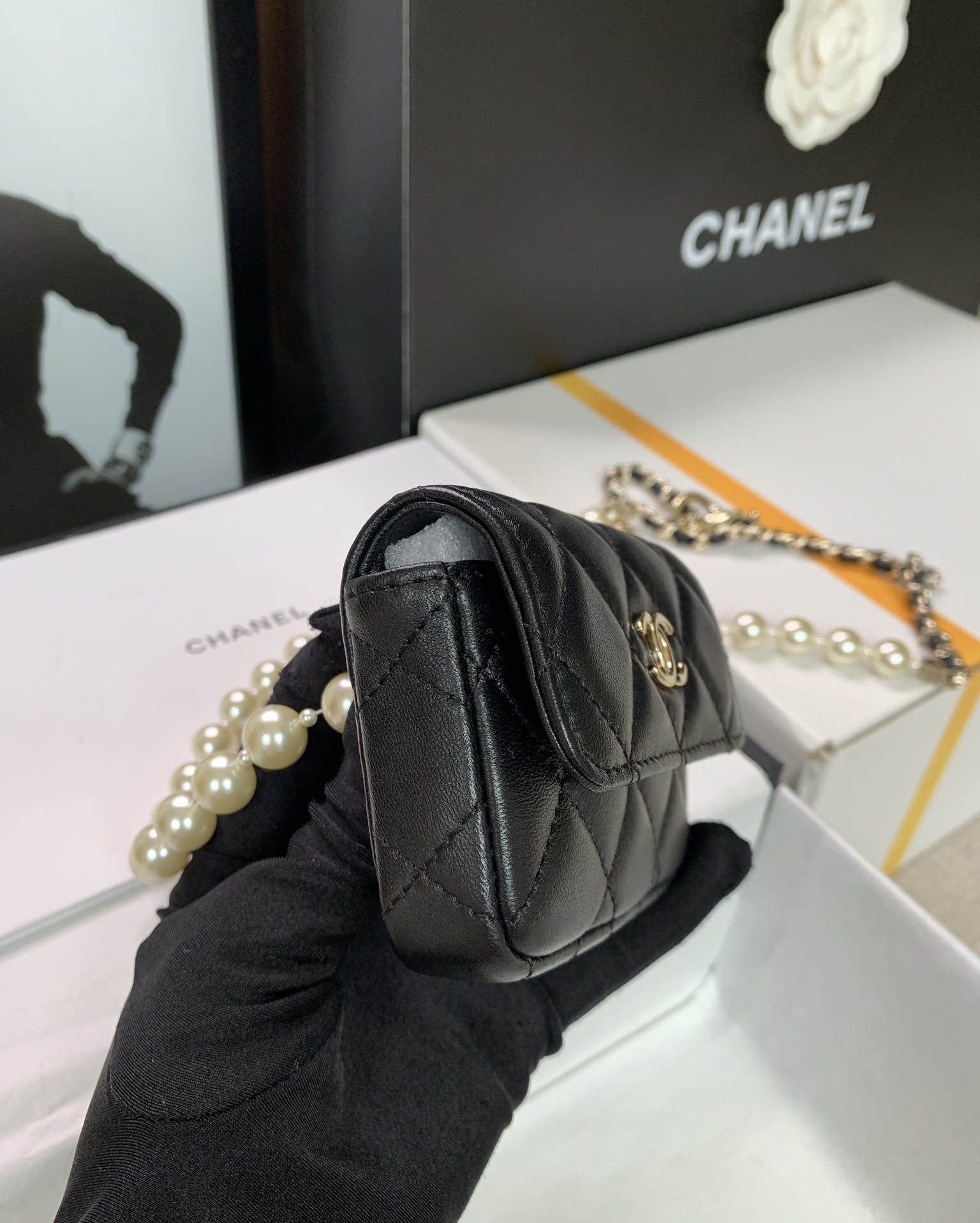 Ch@nel 2022SS Pearl Chain Waist Bag