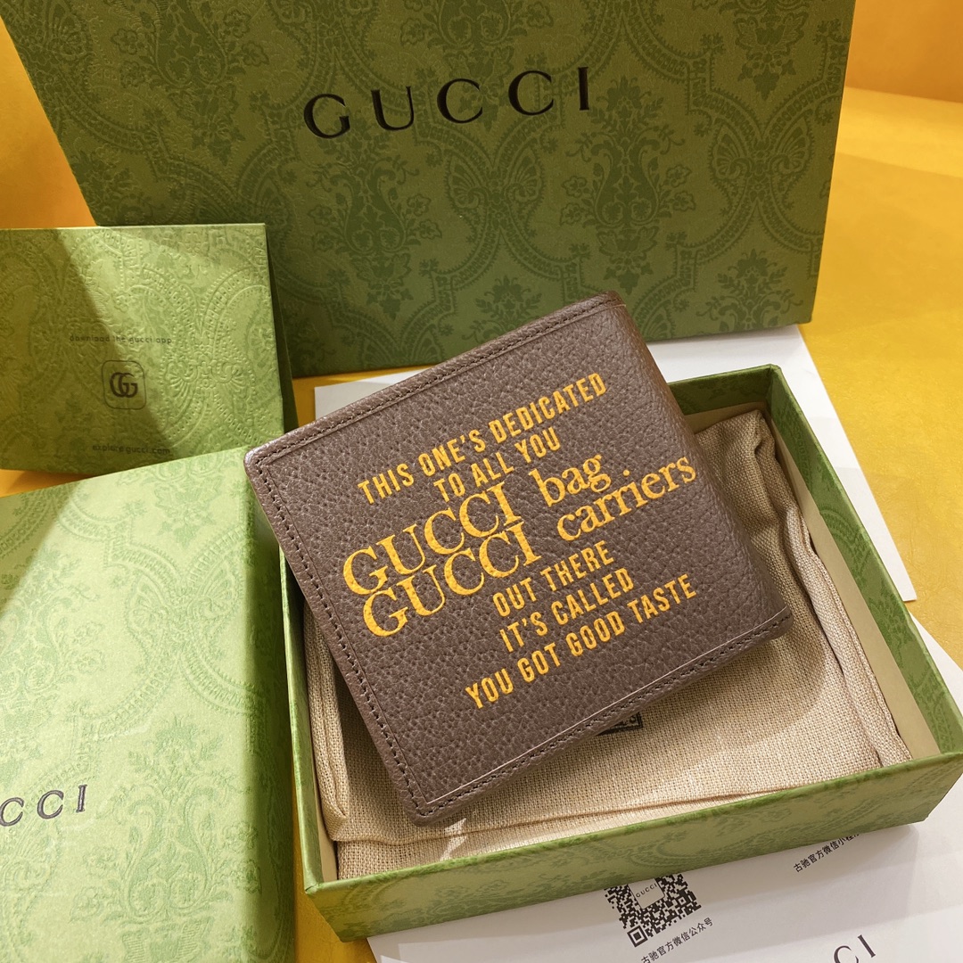 G*u*i wallet-11*9cm
