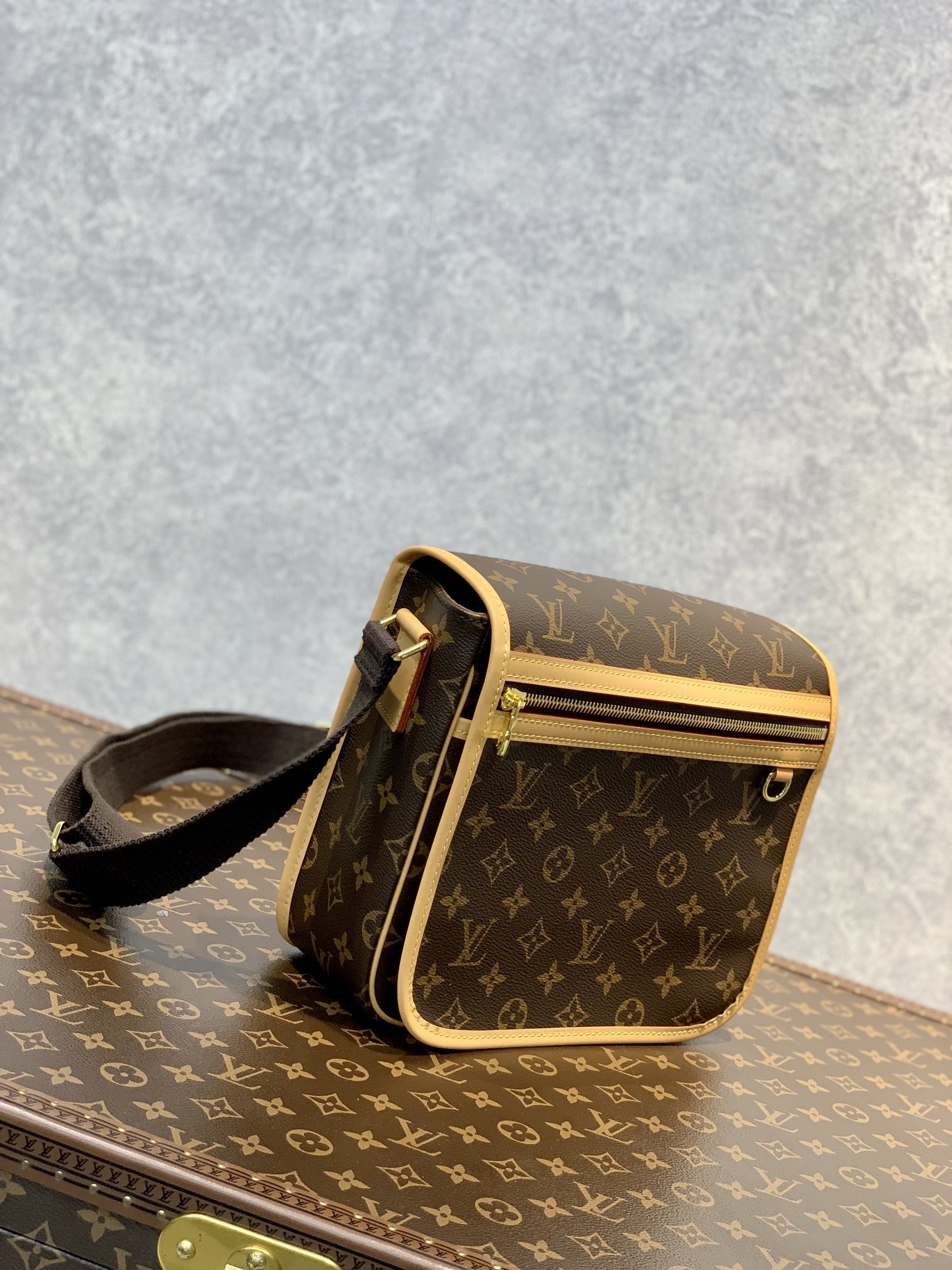 l0*is V*t0n m40106 vintage bag-25×9×21cm