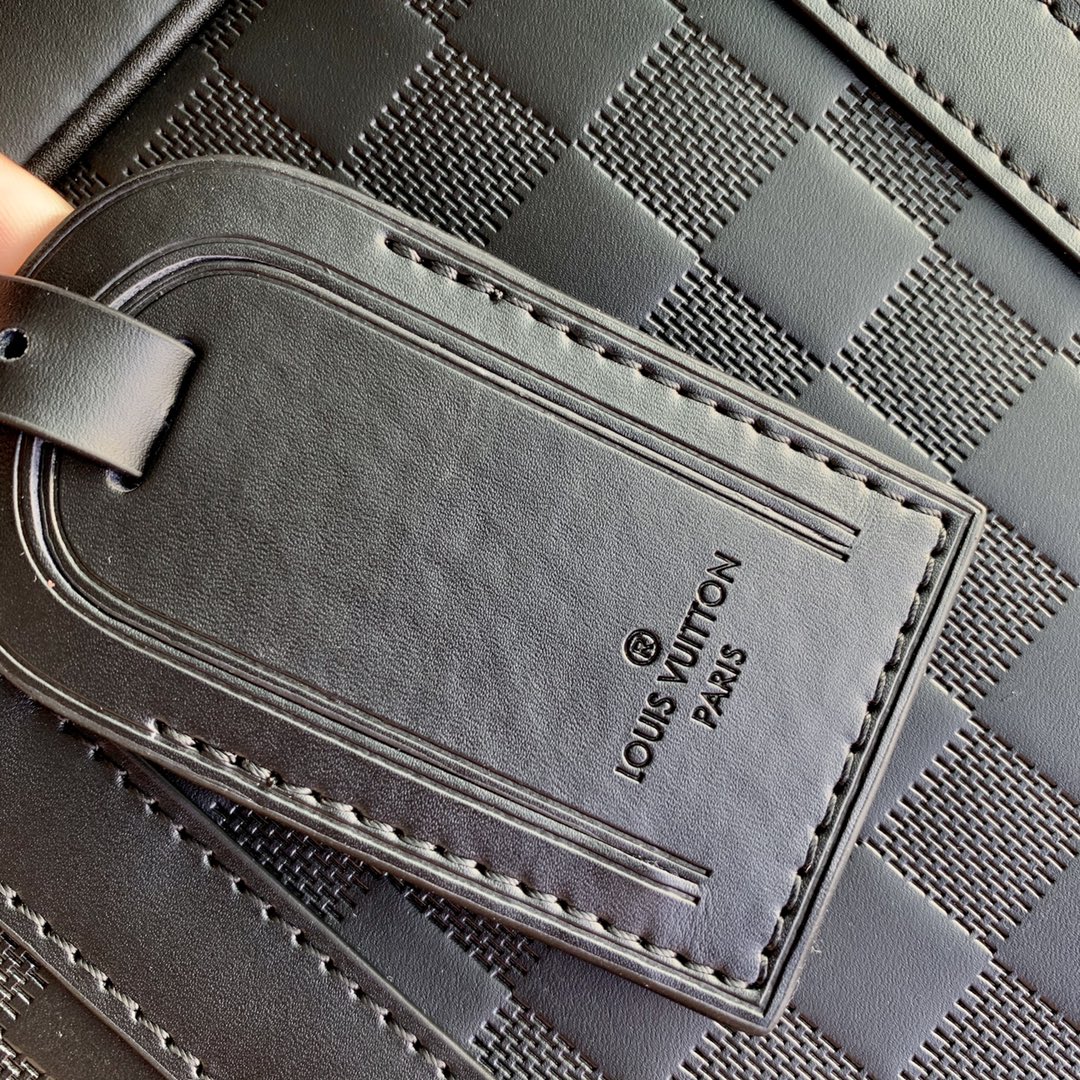 l0*is V*t0n n45288 damier infini onyx sirius -35*27*7m