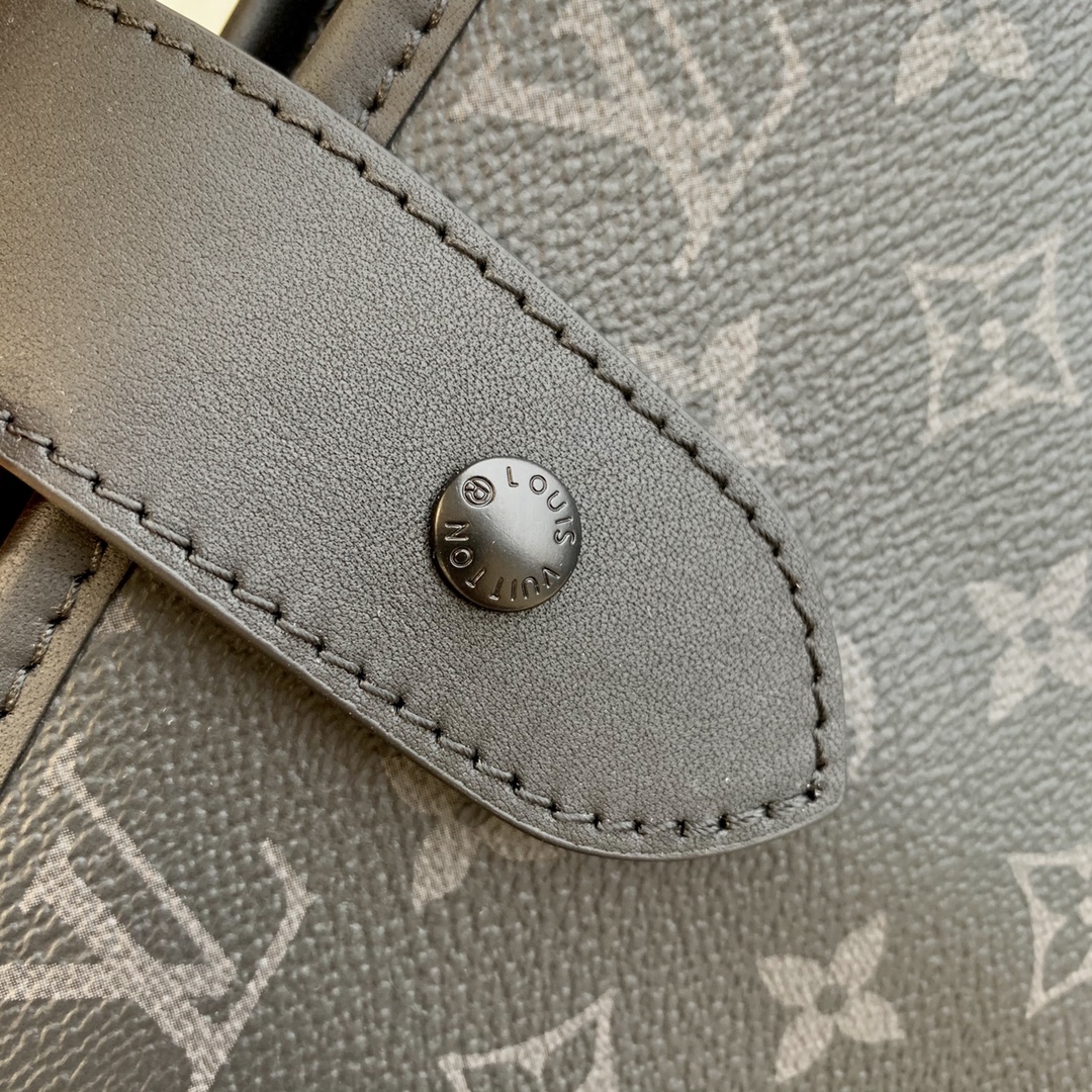 l0*is V*t0n m45914 monogram eclipse saumur-38*37*13m