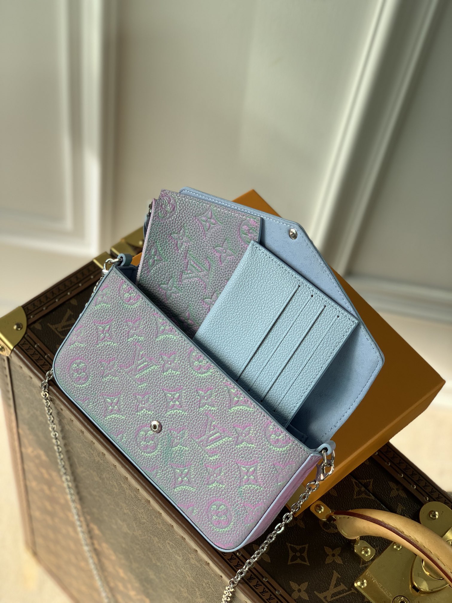 l0*is V*t0n pochette félicie wallet -21*12*3cm