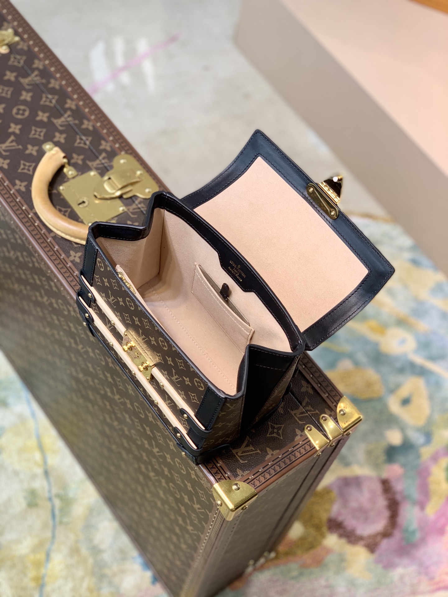 l0*is V*t0n trianon handbags-21*18*11cm