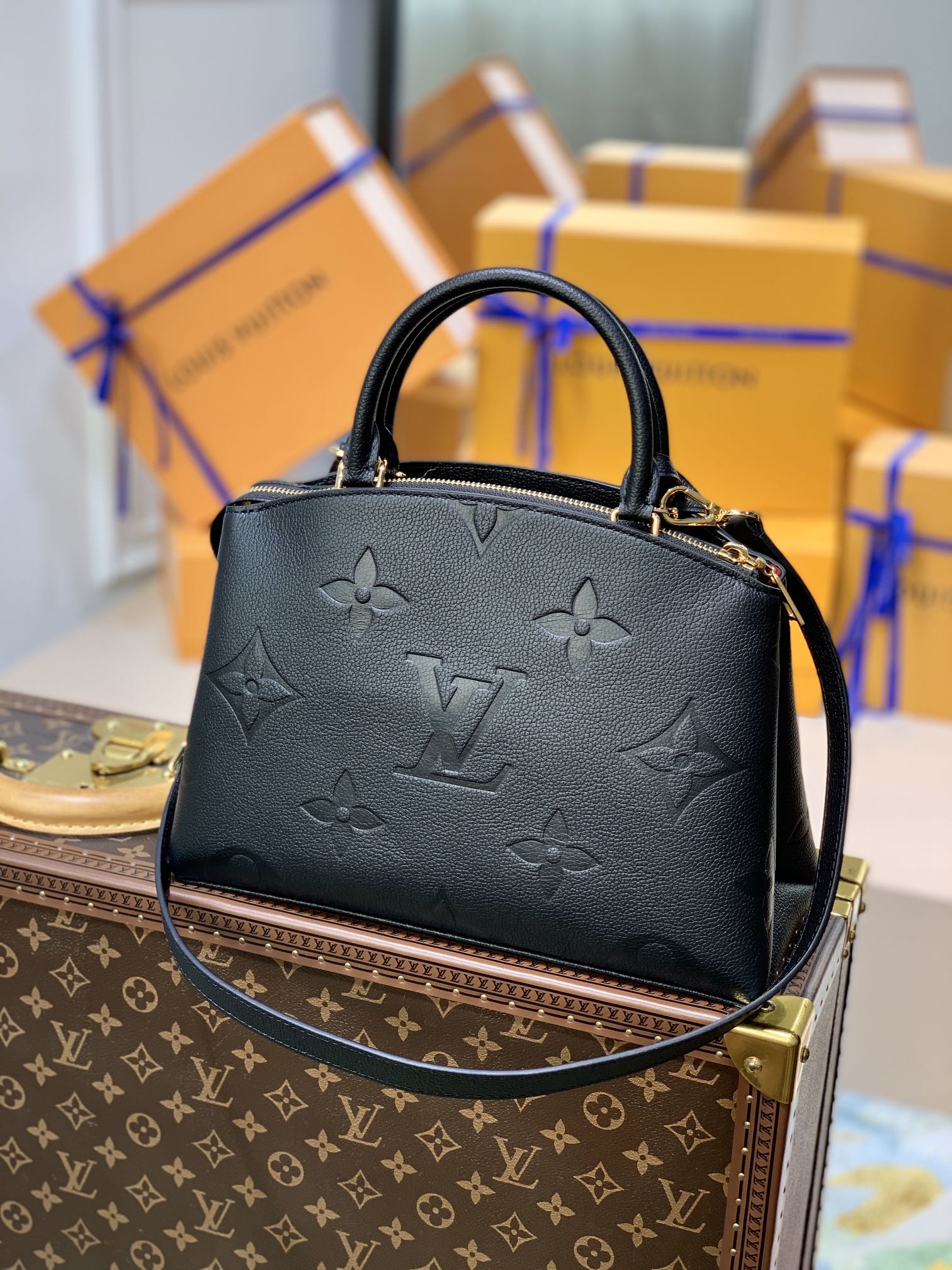 l0*is V*t0n petit palais handbags-29*18*12.5cm