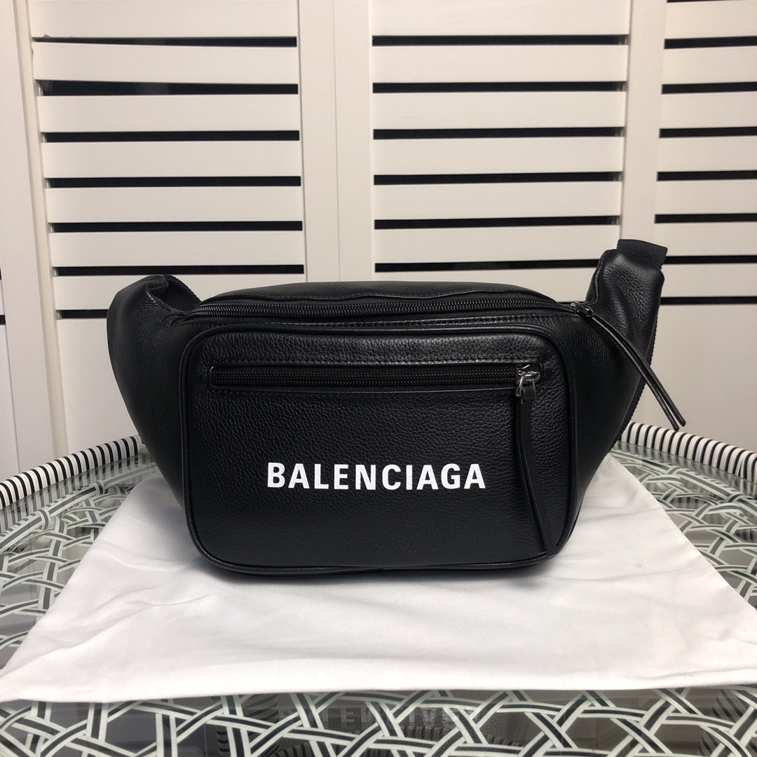 Ba*len*cia*ga crossbody bag-25x17x5cm