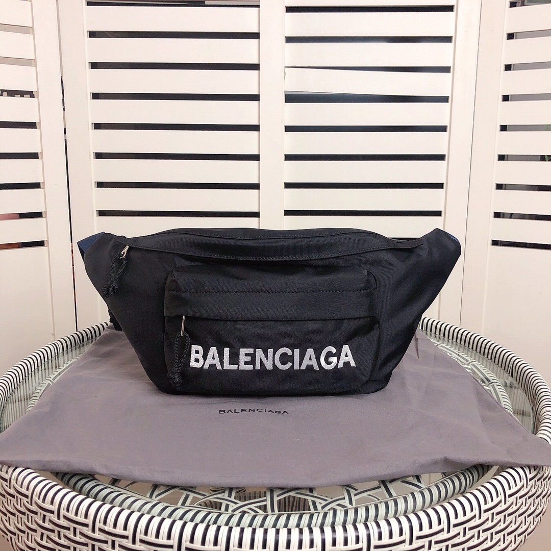 Ba*len*cia*ga crossbody bag-44*18*10cm