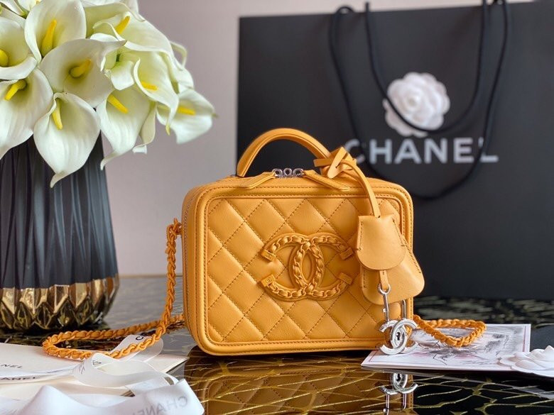 Ch@nel Vanity Case-19CM