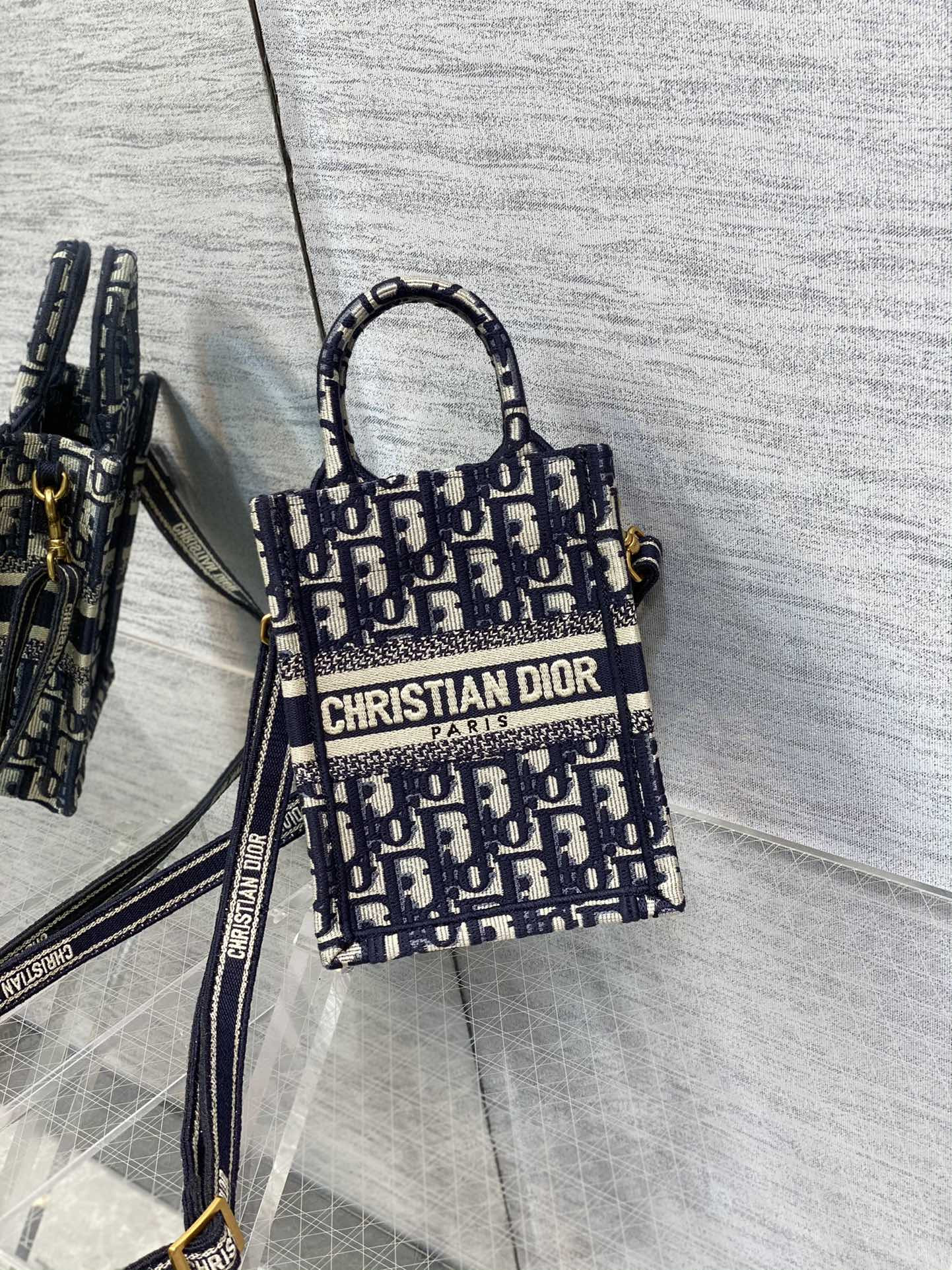 D*or mini book tote-13.5*5*18cm