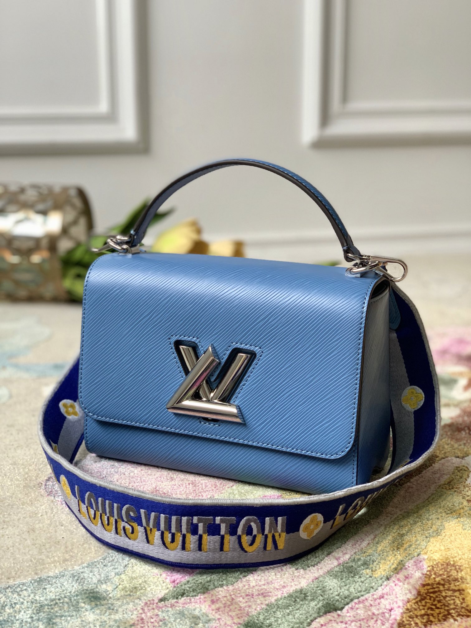l0*is V*t0n twist mm-23*18*8cm